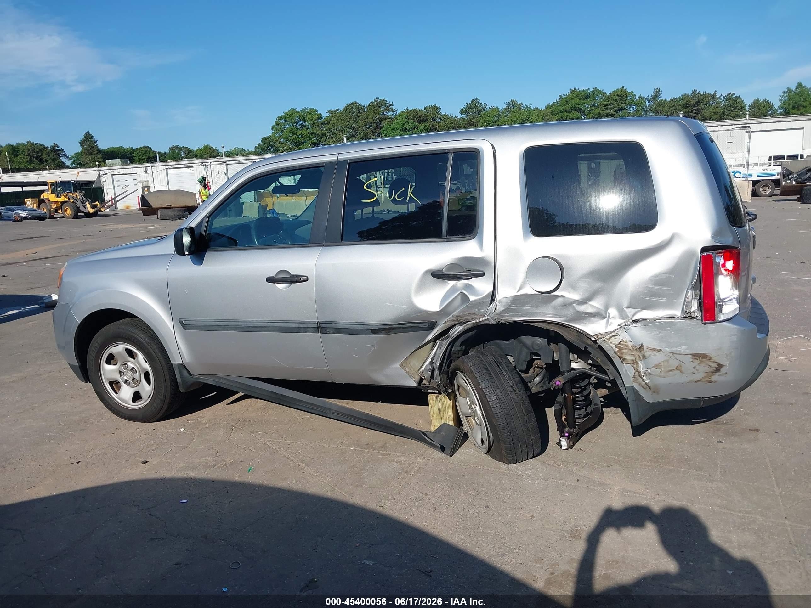 2014 Honda Pilot Lx Серебряный vin: 5FNYF4H28EB043458