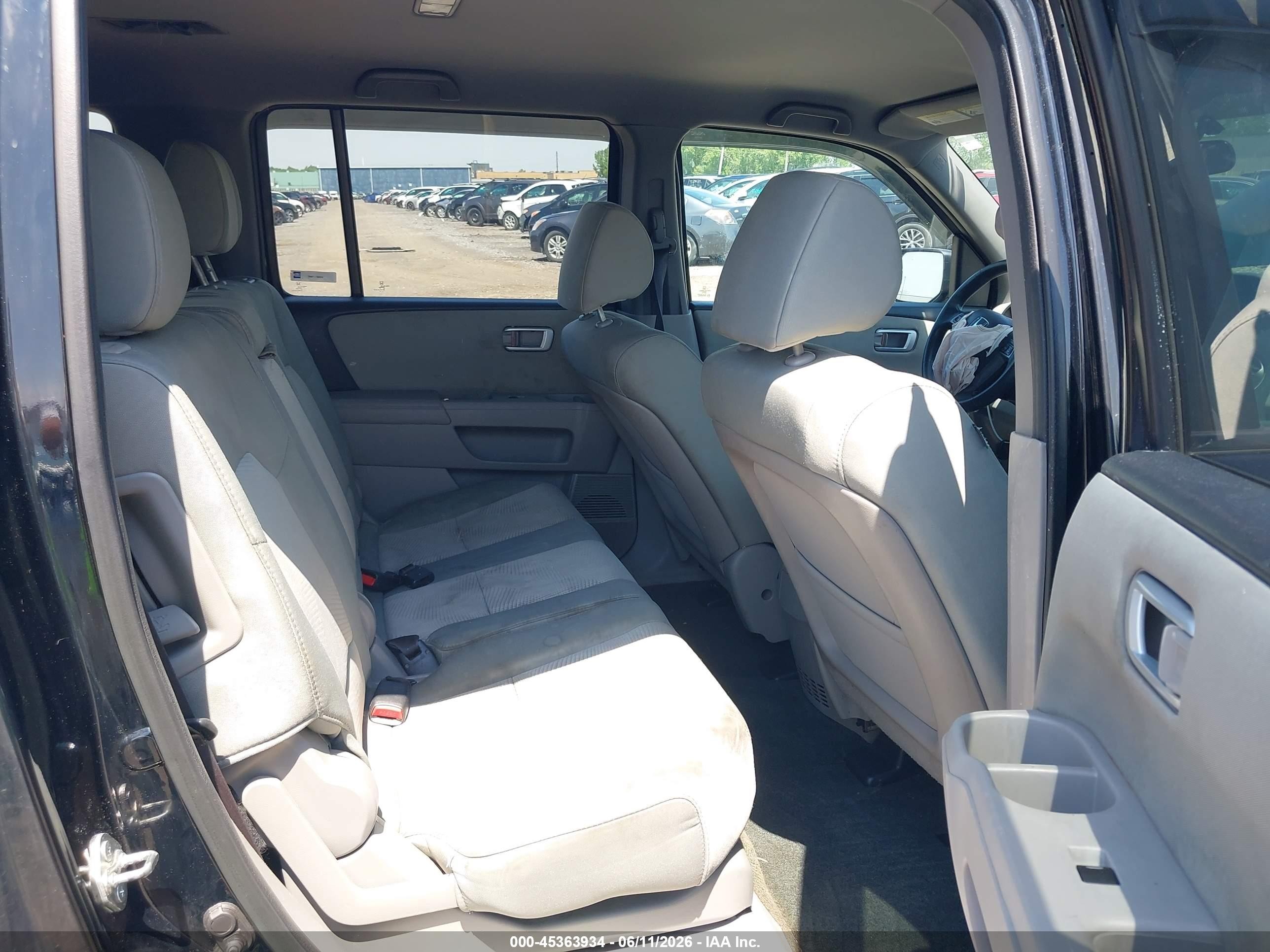 2014 Honda Pilot Lx Black vin: 5FNYF4H28EB054668