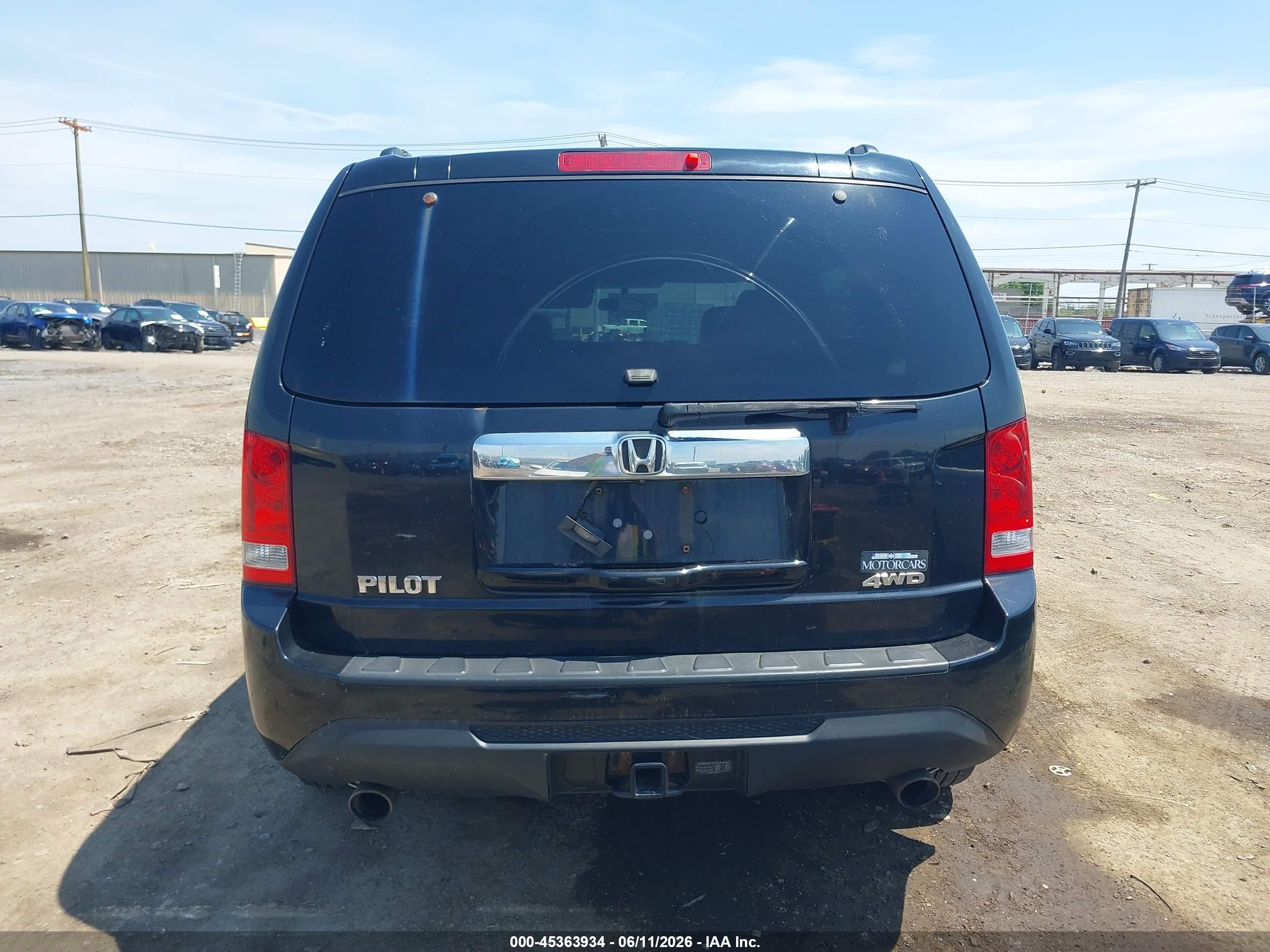 2014 Honda Pilot Lx Black vin: 5FNYF4H28EB054668