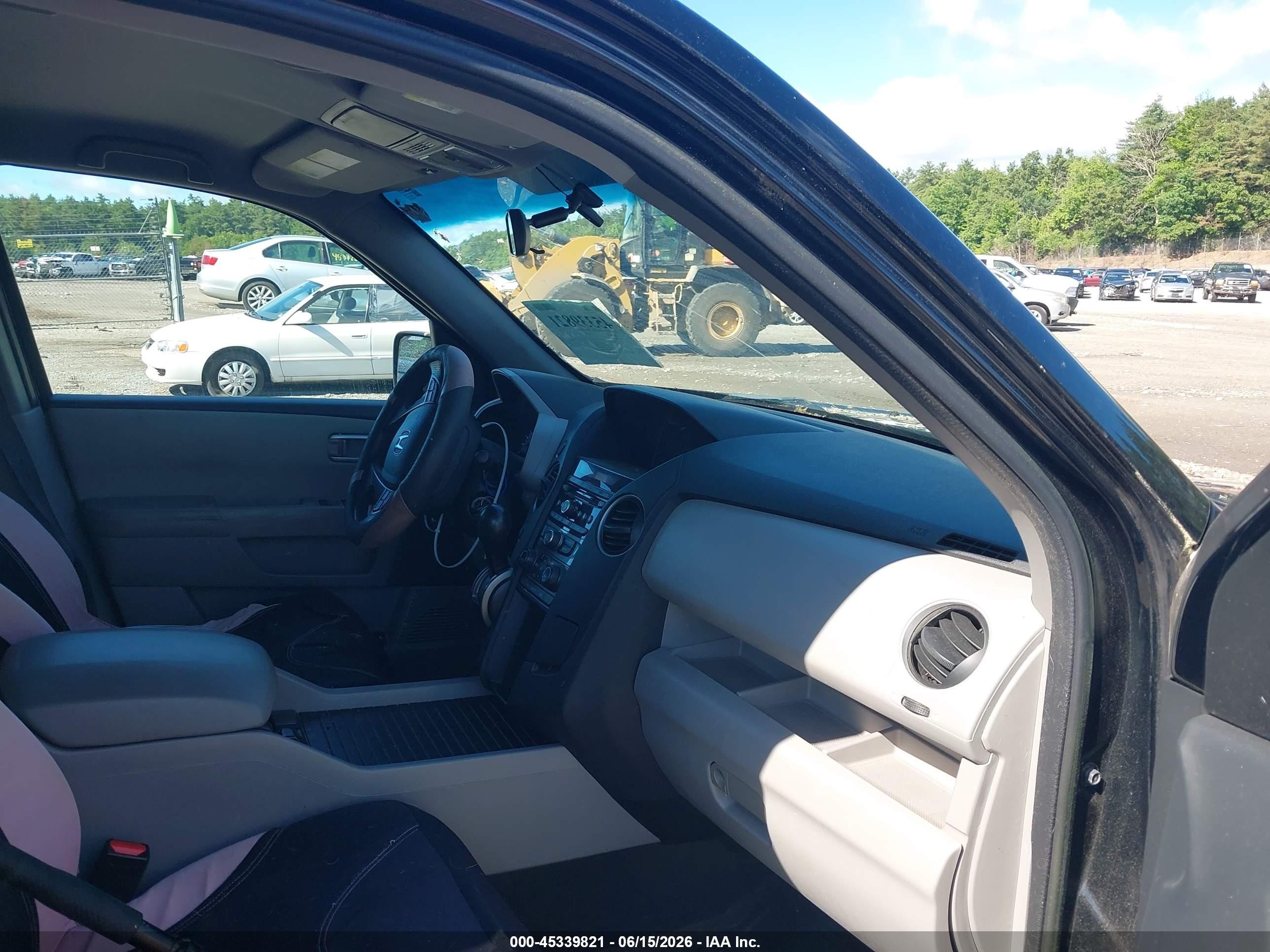 2015 Honda Pilot Lx Black vin: 5FNYF4H28FB044482