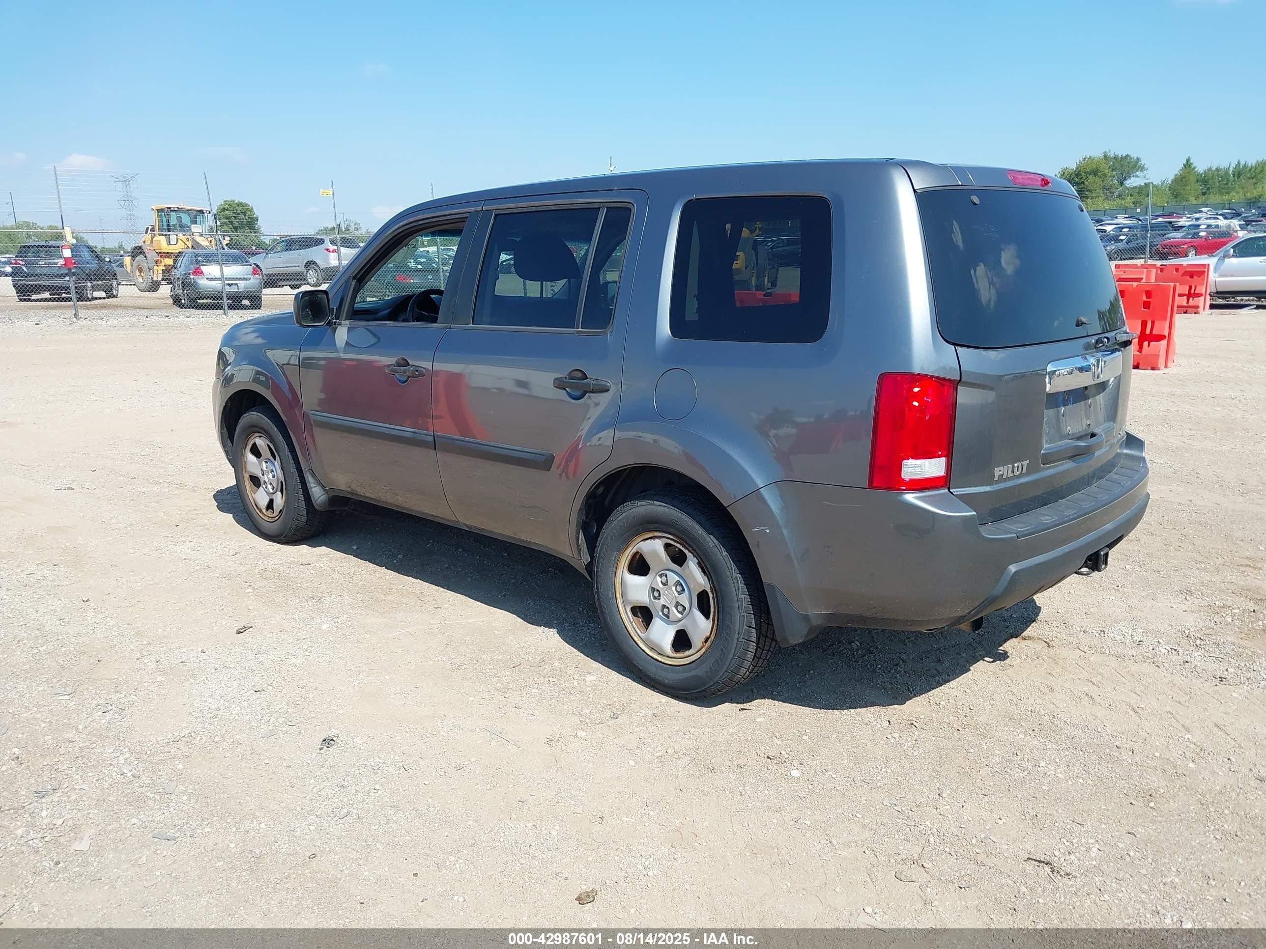 2010 Honda Pilot Lx Gray vin: 5FNYF4H29AB023861