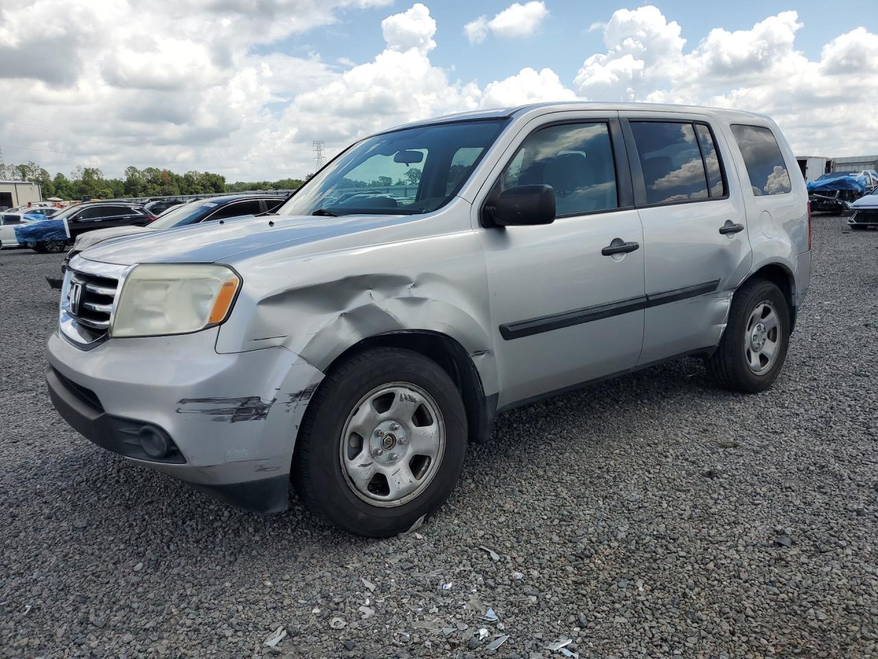2013 Honda Pilot Lx Silver vin: 5FNYF4H29DB030815