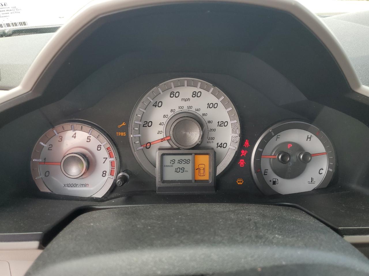 2013 Honda Pilot Lx Silver vin: 5FNYF4H29DB030815