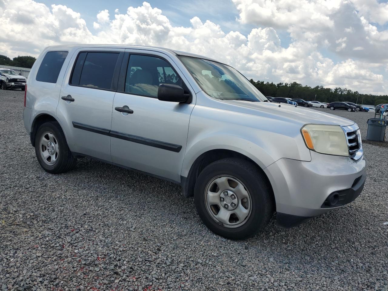 2013 Honda Pilot Lx Silver vin: 5FNYF4H29DB030815