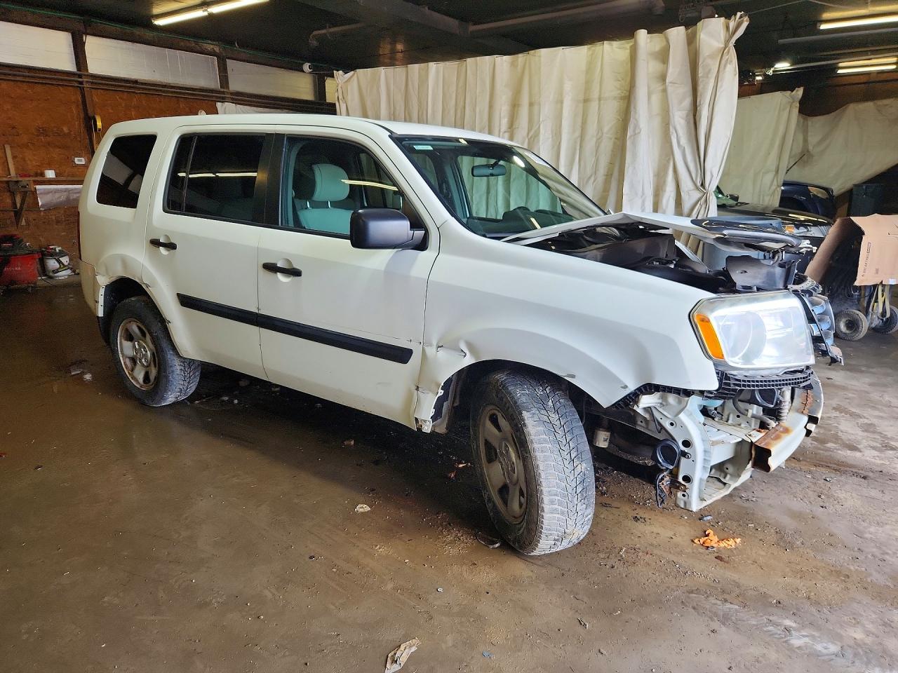2013 Honda Pilot Lx White vin: 5FNYF4H29DB055679