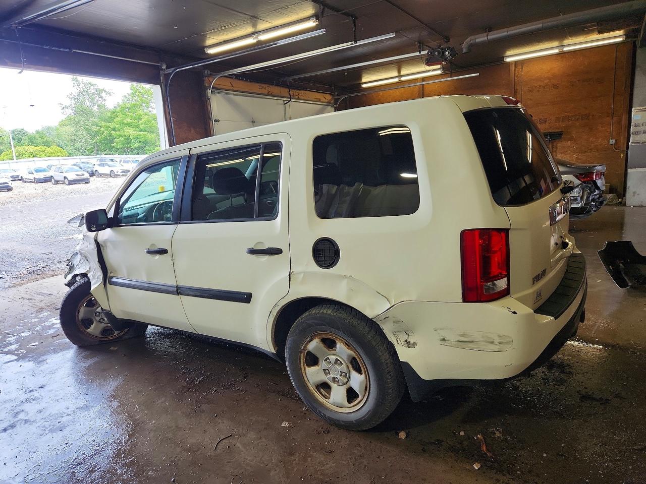 2013 Honda Pilot Lx White vin: 5FNYF4H29DB055679