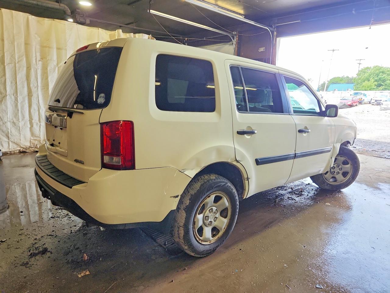 2013 Honda Pilot Lx White vin: 5FNYF4H29DB055679