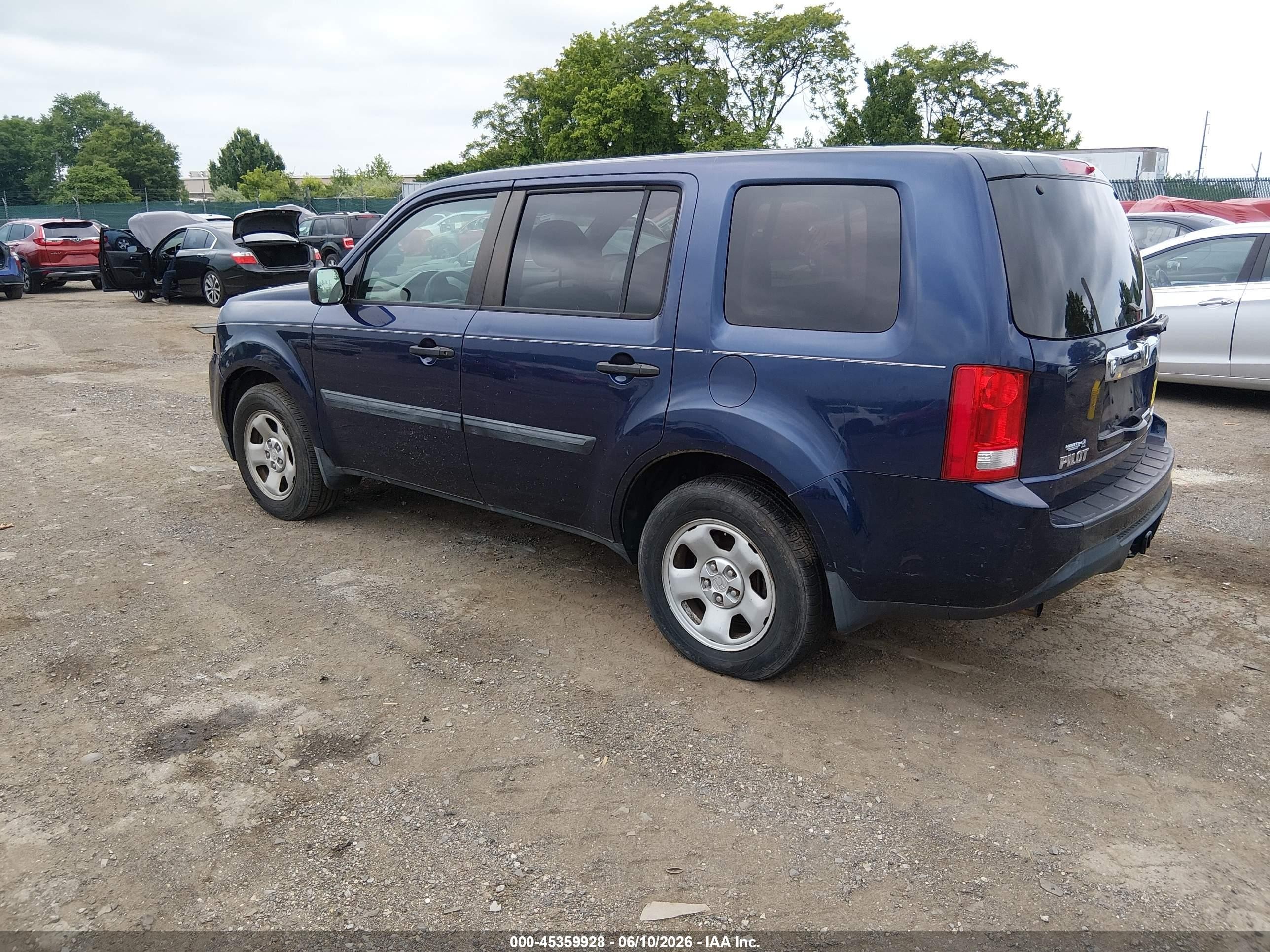 2014 Honda Pilot Lx Blue vin: 5FNYF4H29EB027091