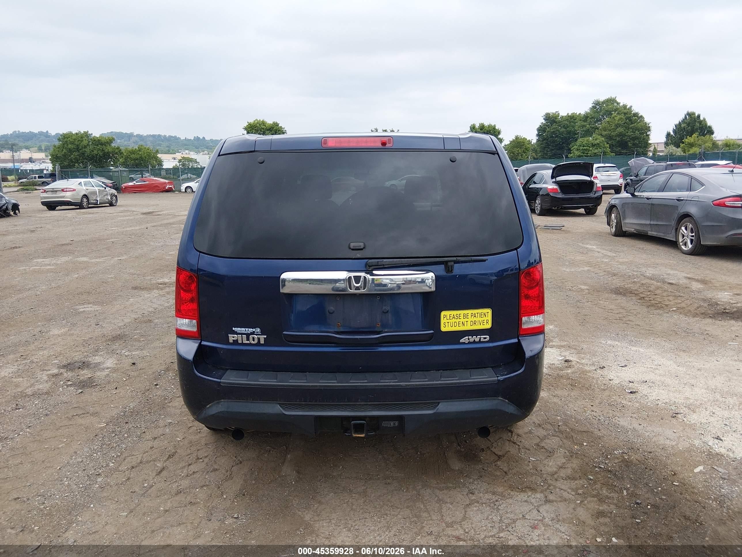 2014 Honda Pilot Lx Blue vin: 5FNYF4H29EB027091