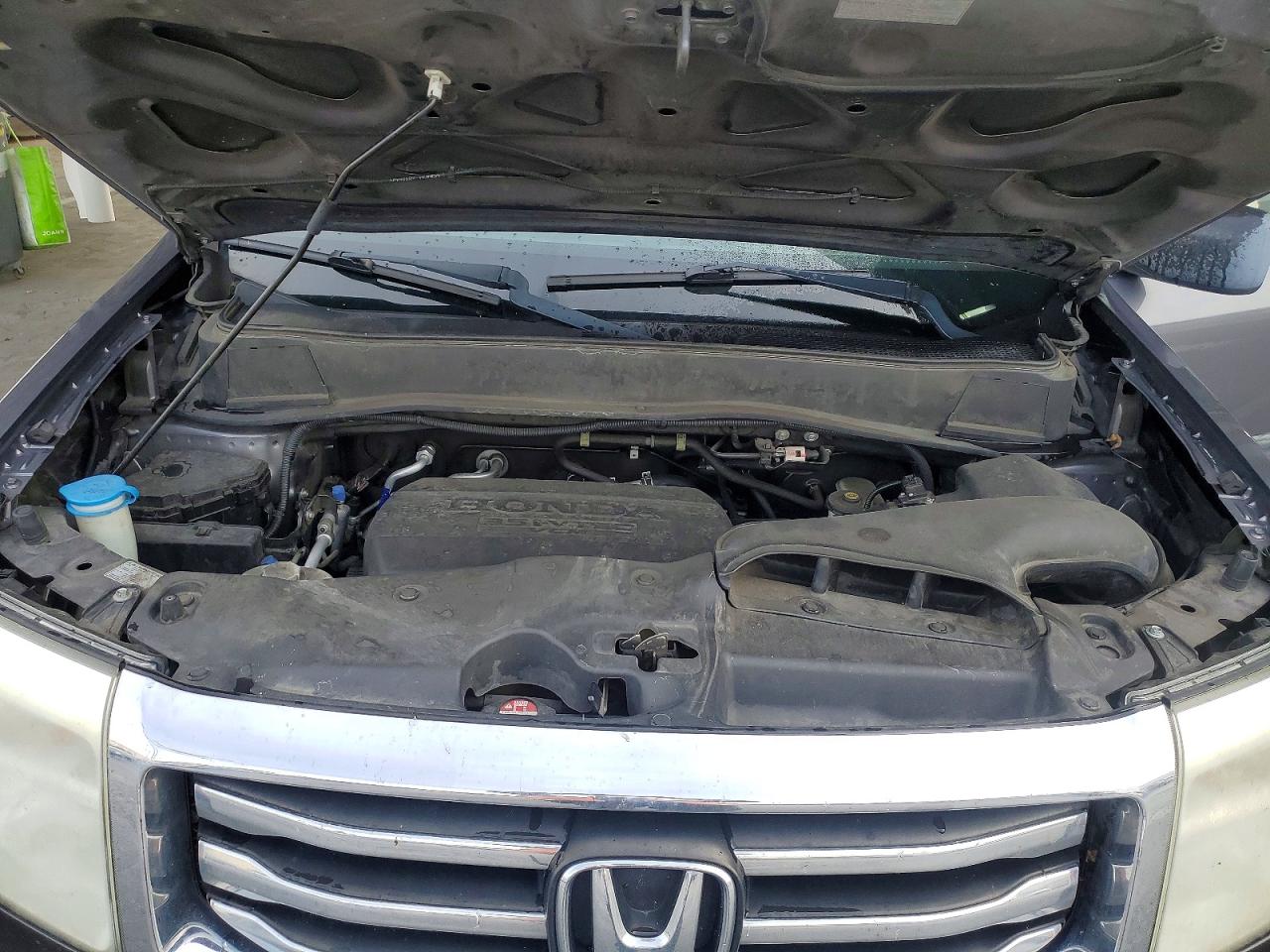 2015 Honda Pilot Lx Gray vin: 5FNYF4H29FB075983