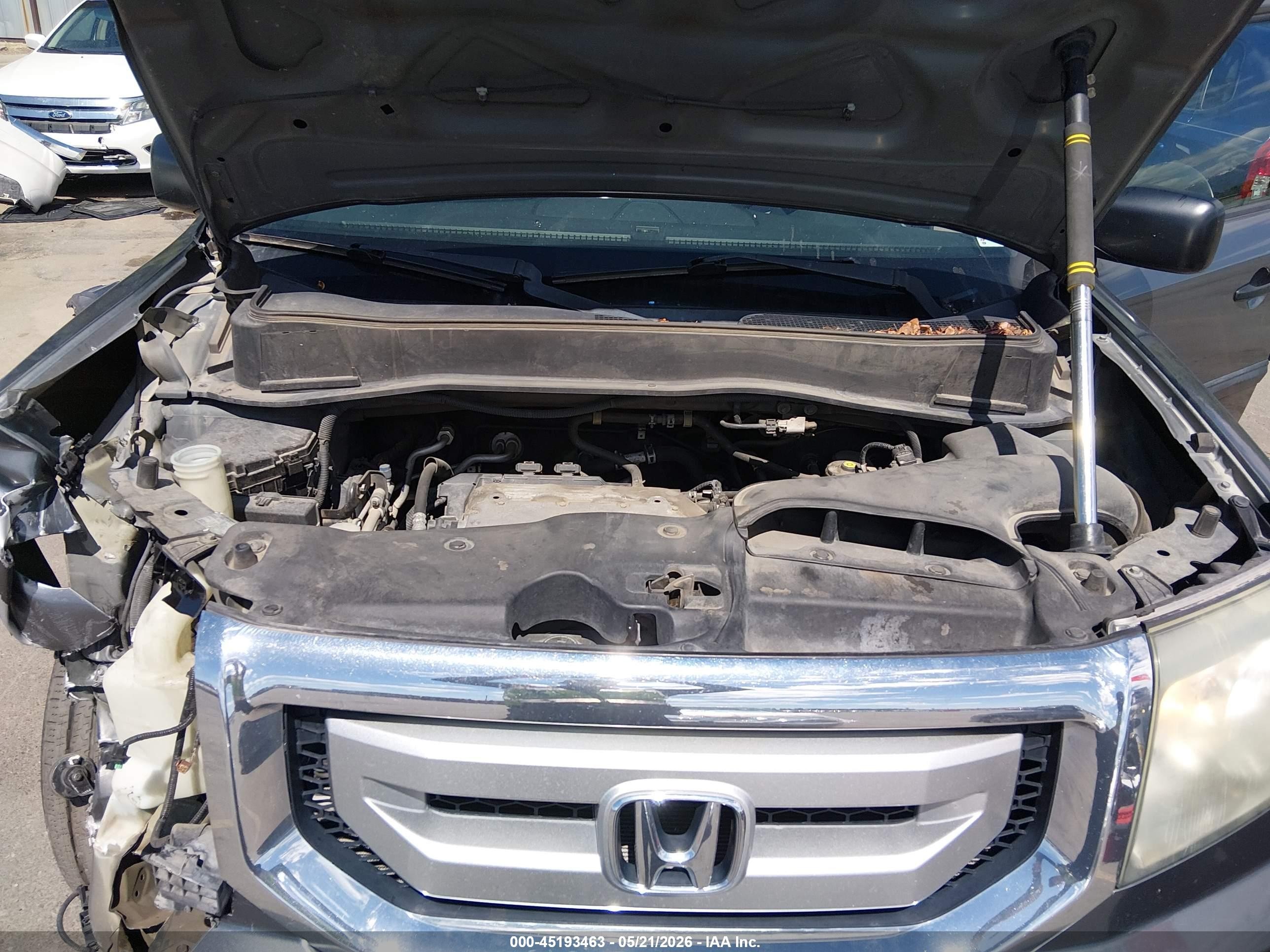 2010 Honda Pilot Lx Gray vin: 5FNYF4H2XAB037428