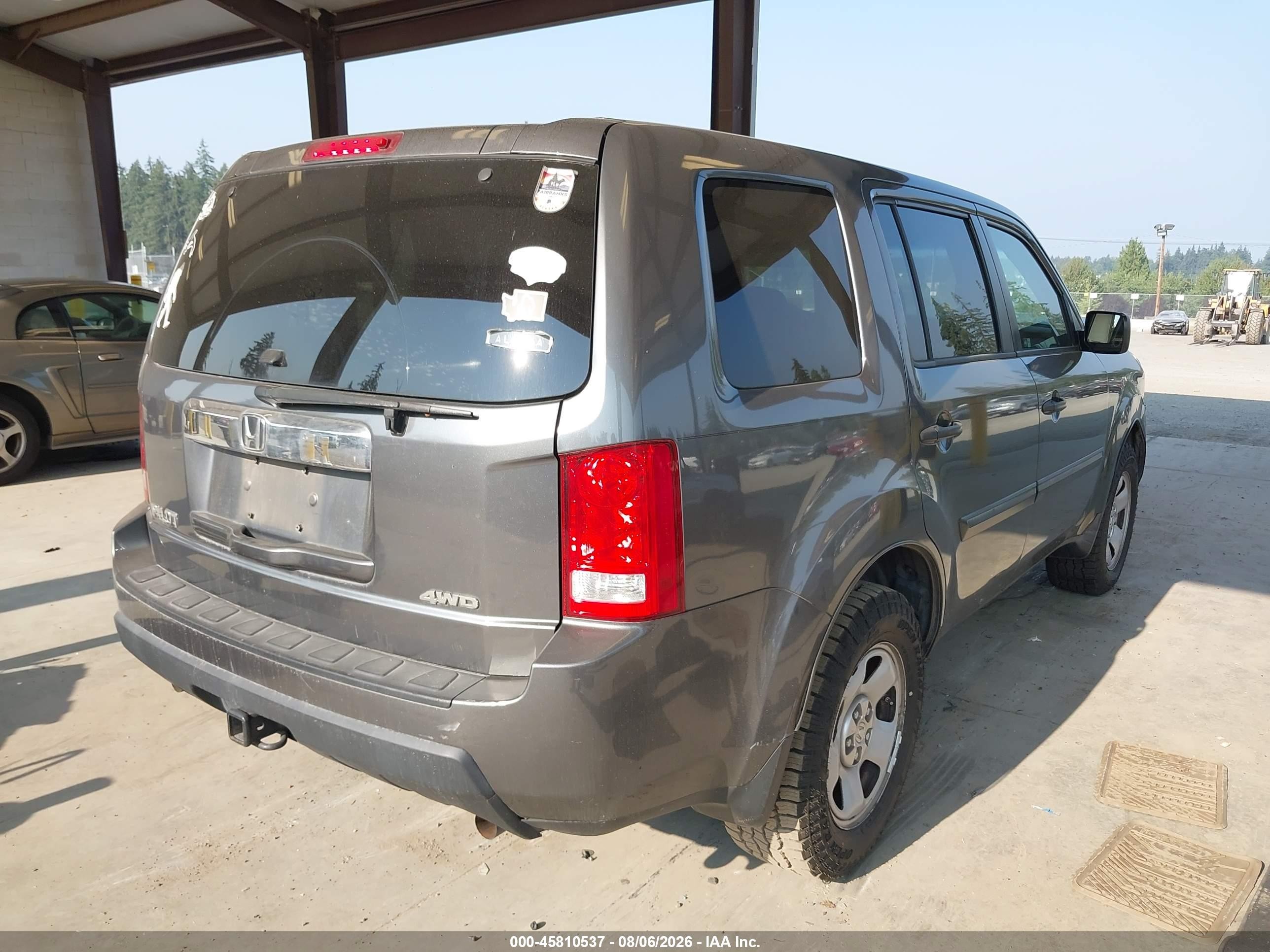 2011 Honda Pilot Lx Серый vin: 5FNYF4H2XBB028732