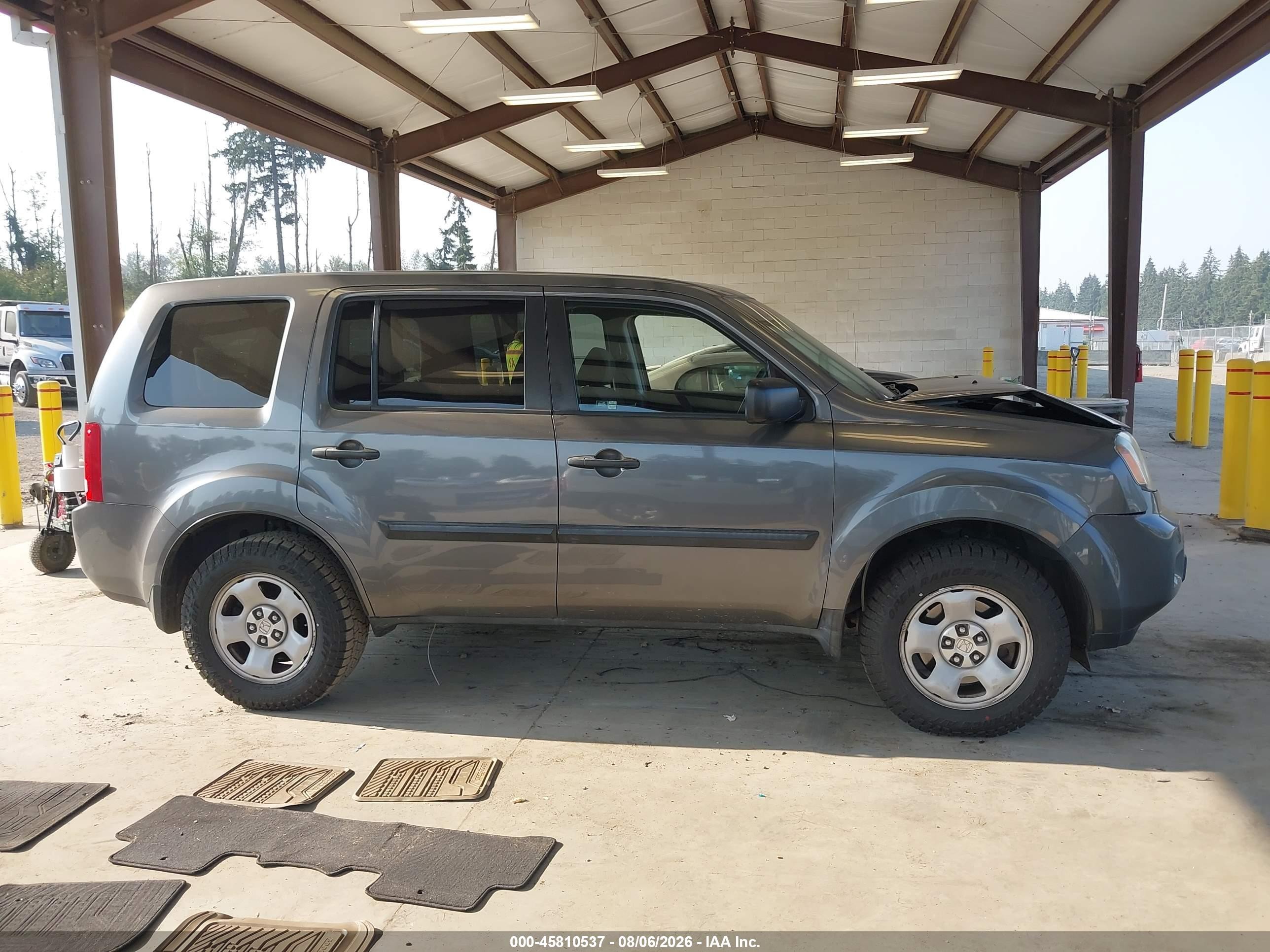 2011 Honda Pilot Lx Серый vin: 5FNYF4H2XBB028732