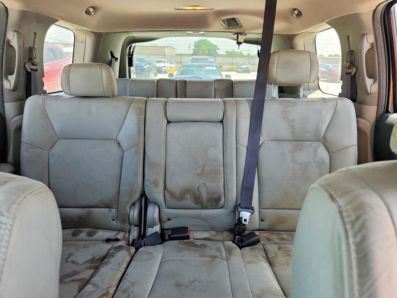 2011 Honda Pilot Lx Gray vin: 5FNYF4H2XBB078501