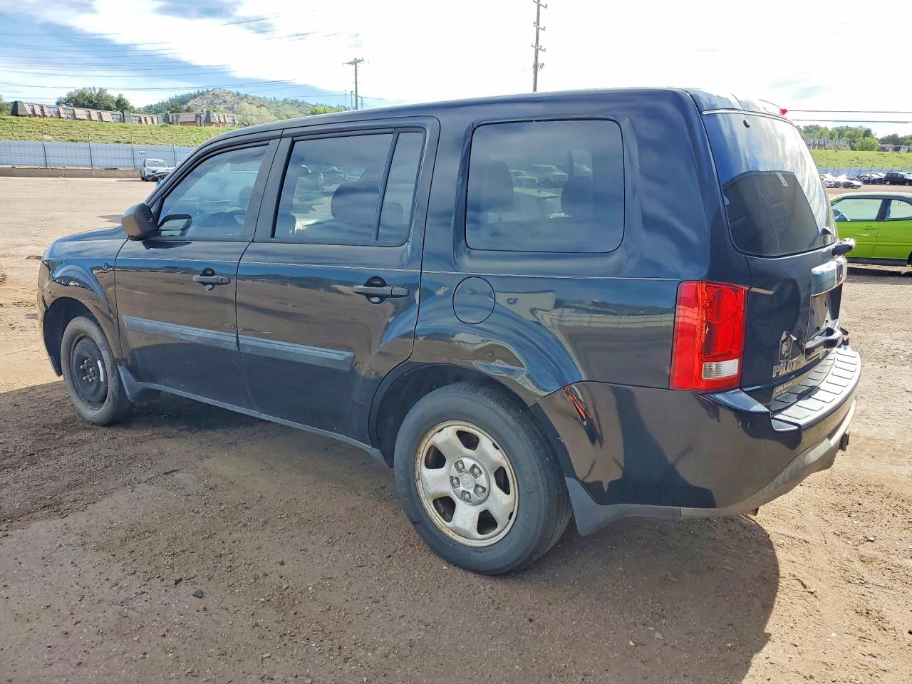 2012 Honda Pilot Lx Black vin: 5FNYF4H2XCB010832