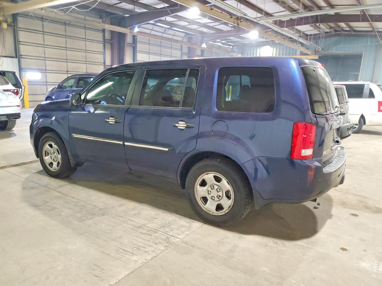 2013 Honda Pilot Lx Blue vin: 5FNYF4H2XDB008001