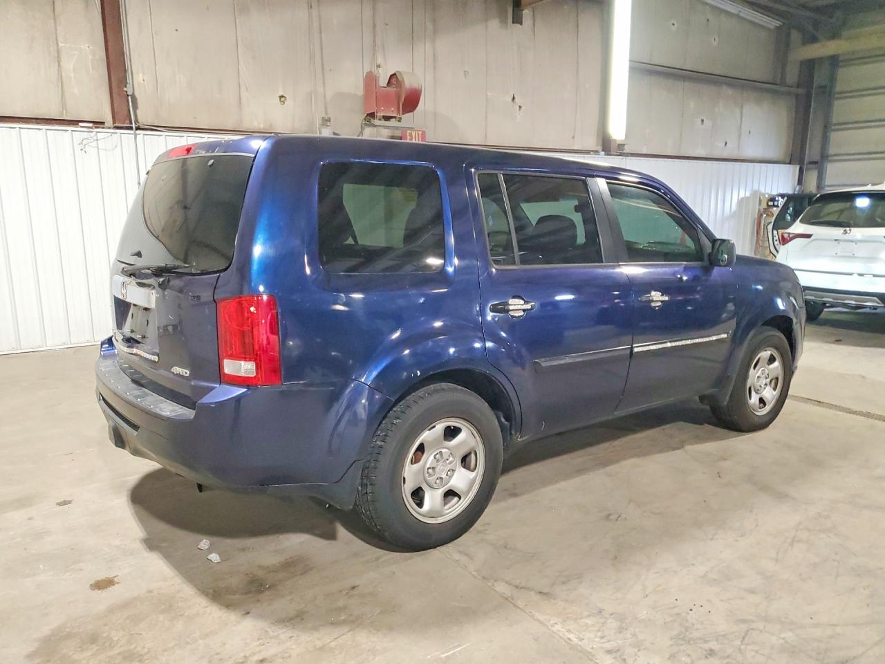 2013 Honda Pilot Lx Blue vin: 5FNYF4H2XDB008001