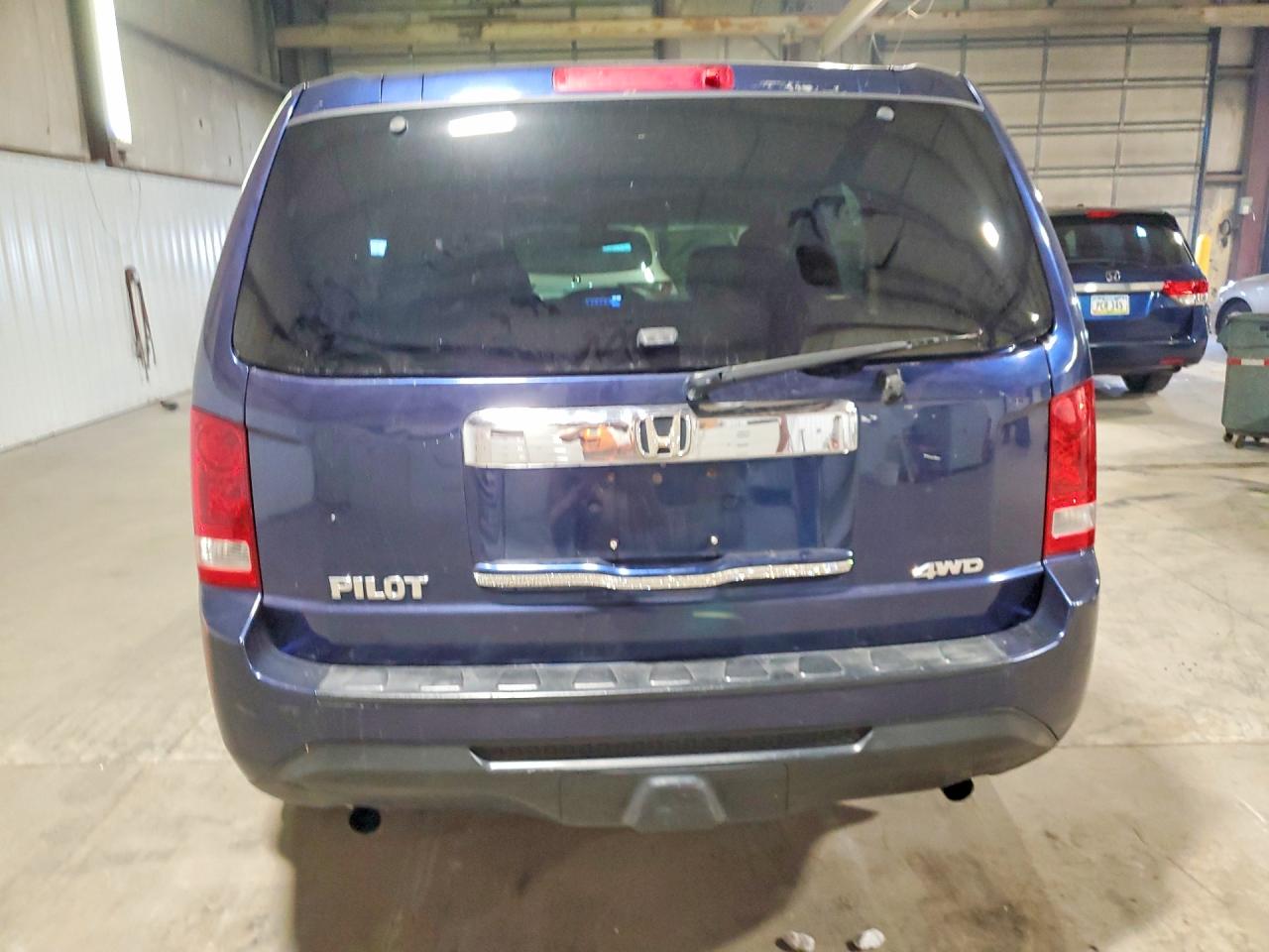 2013 Honda Pilot Lx Blue vin: 5FNYF4H2XDB008001