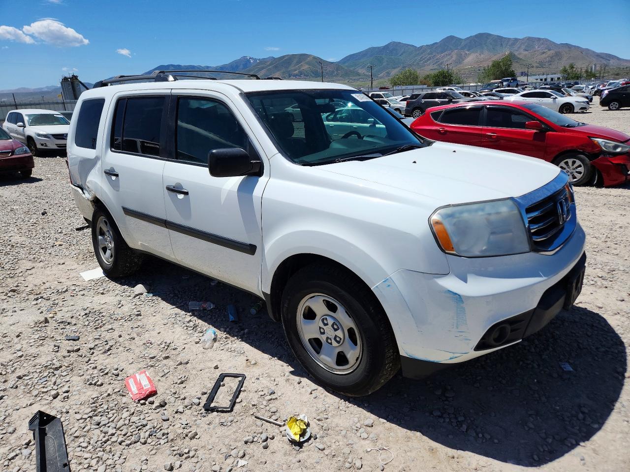 2015 Honda Pilot Lx White vin: 5FNYF4H2XFB062174