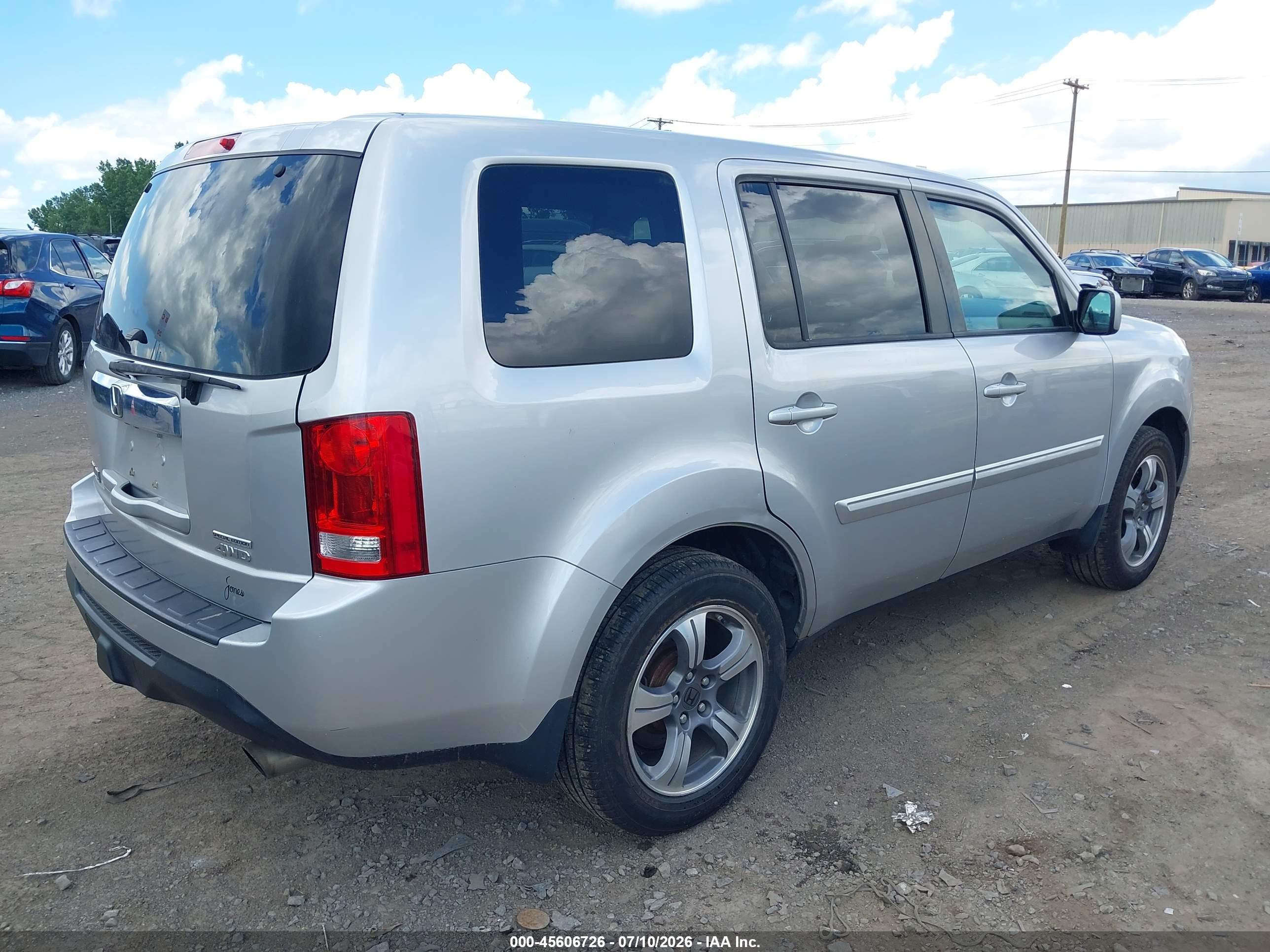 2015 Honda Pilot Se Silver vin: 5FNYF4H30FB034280