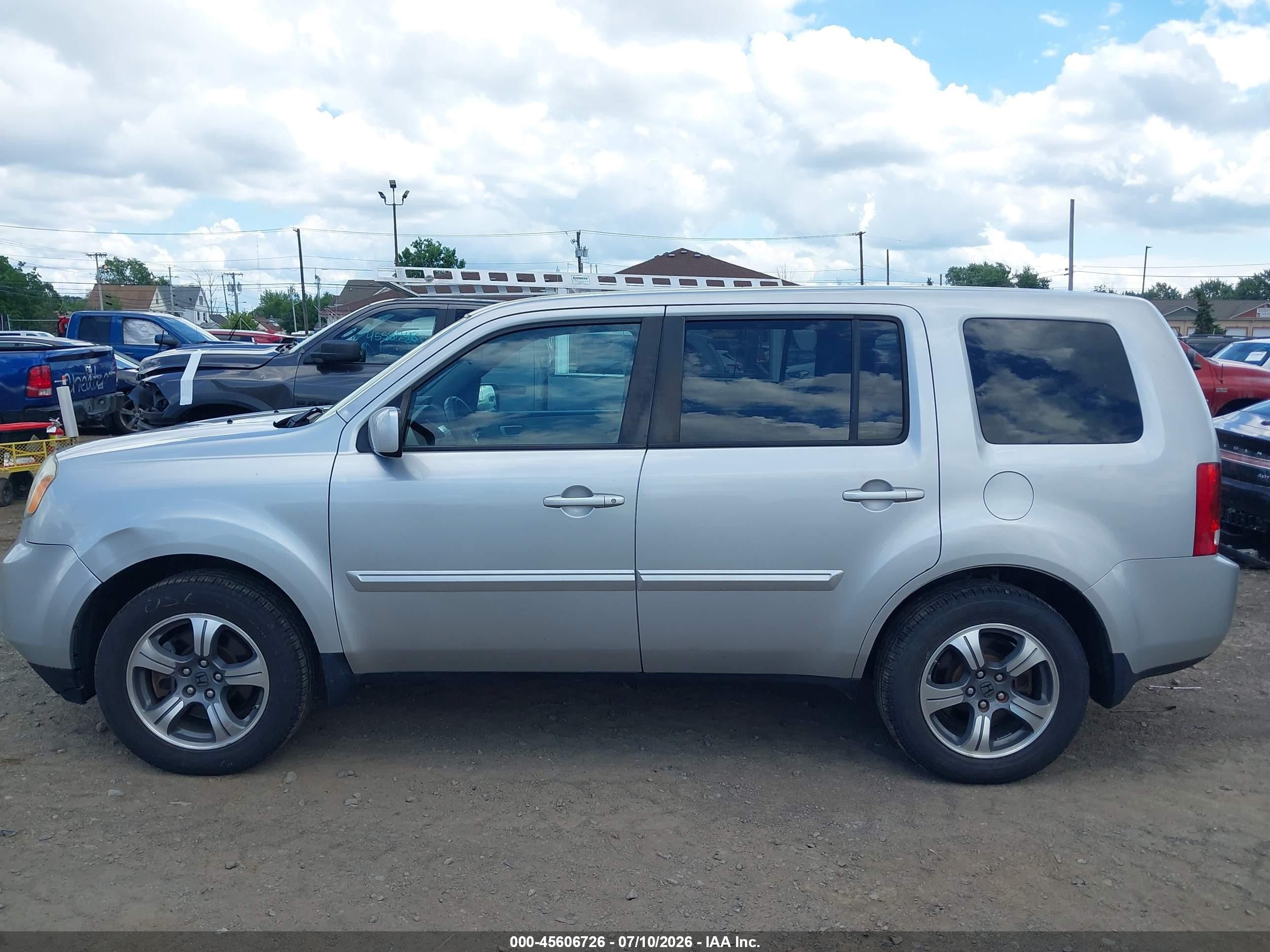 2015 Honda Pilot Se Silver vin: 5FNYF4H30FB034280