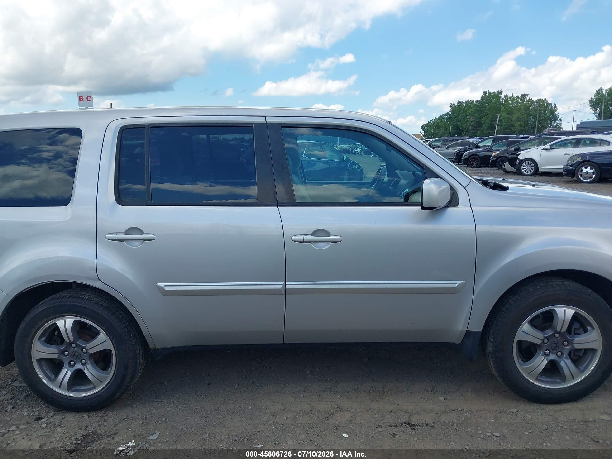 2015 Honda Pilot Se Silver vin: 5FNYF4H30FB034280