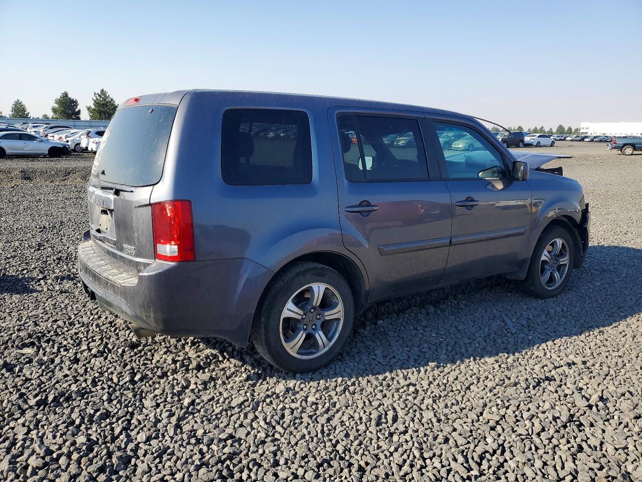 2015 Honda Pilot Se Gray vin: 5FNYF4H30FB047174