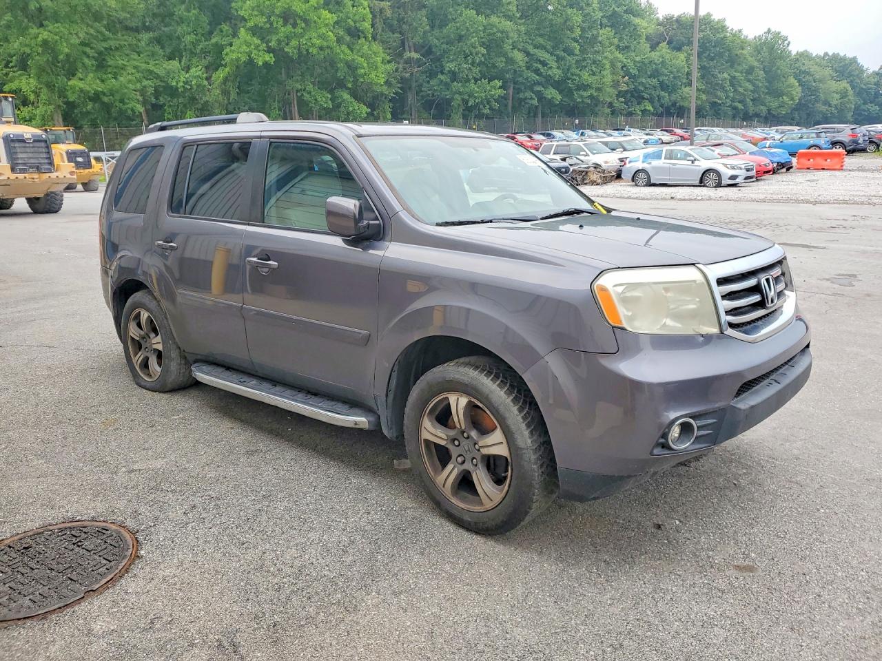 2015 Honda Pilot Se Gray vin: 5FNYF4H30FB067859