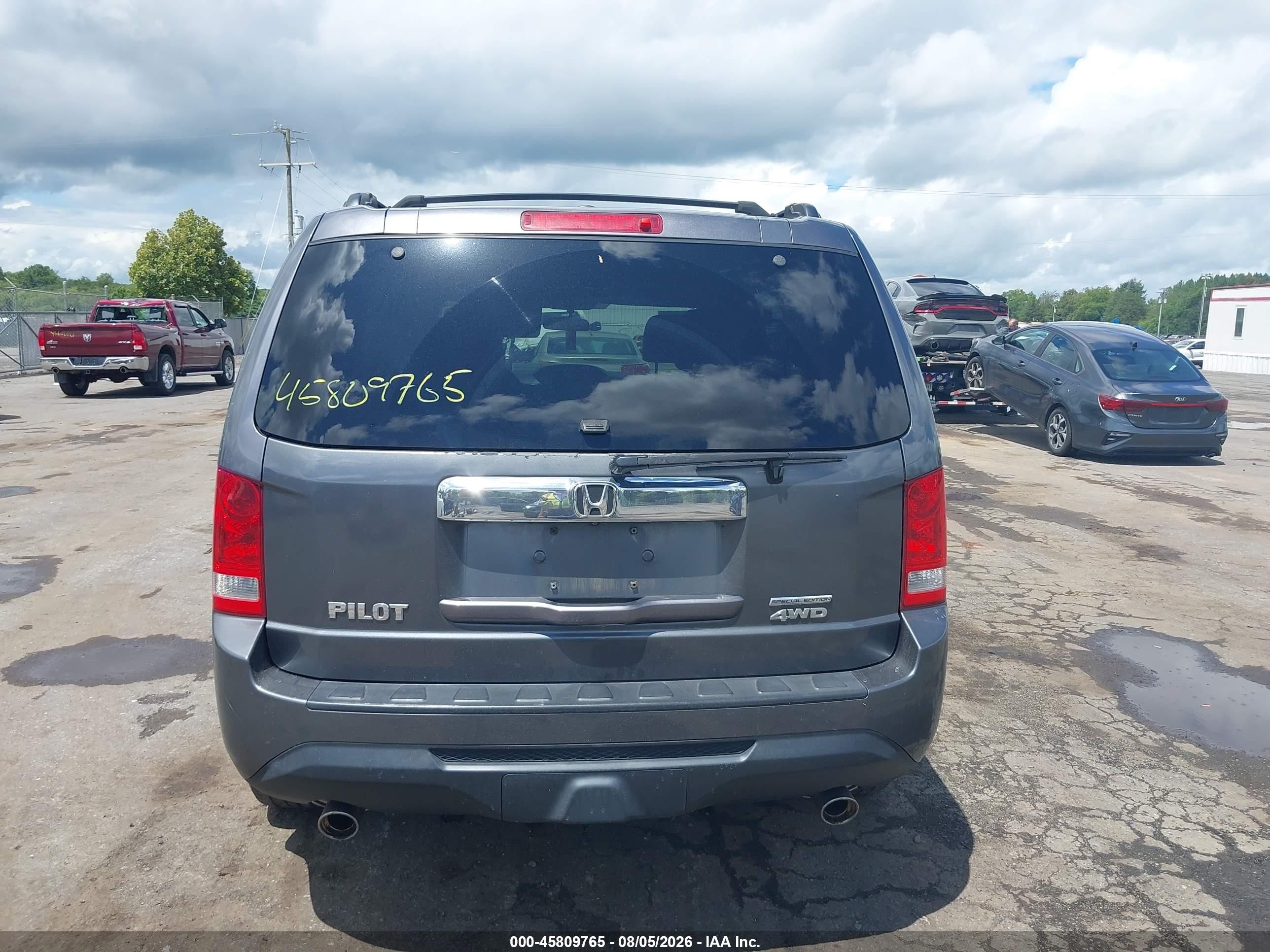 2015 Honda Pilot Se Серый vin: 5FNYF4H33FB017957