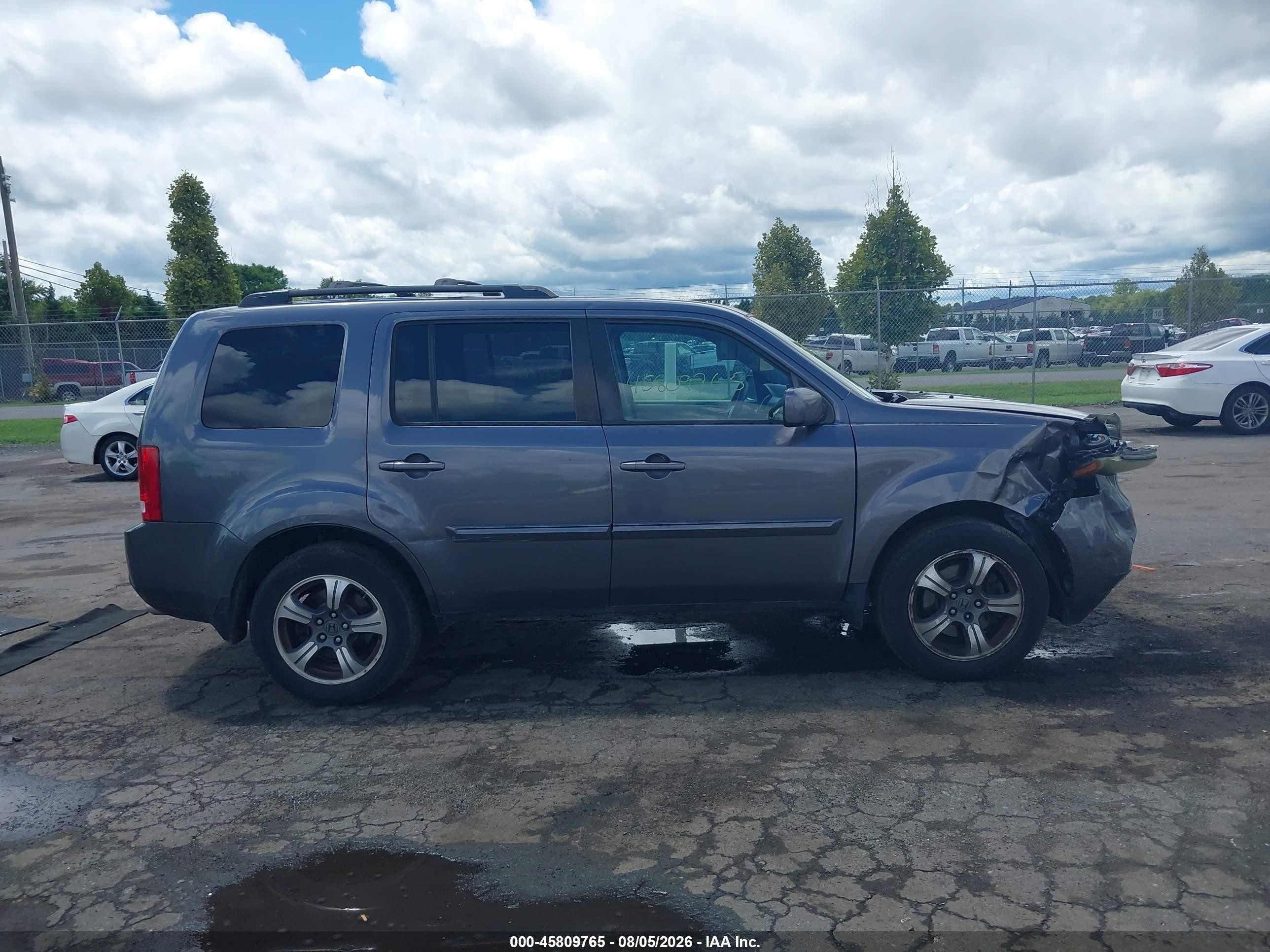 2015 Honda Pilot Se Серый vin: 5FNYF4H33FB017957