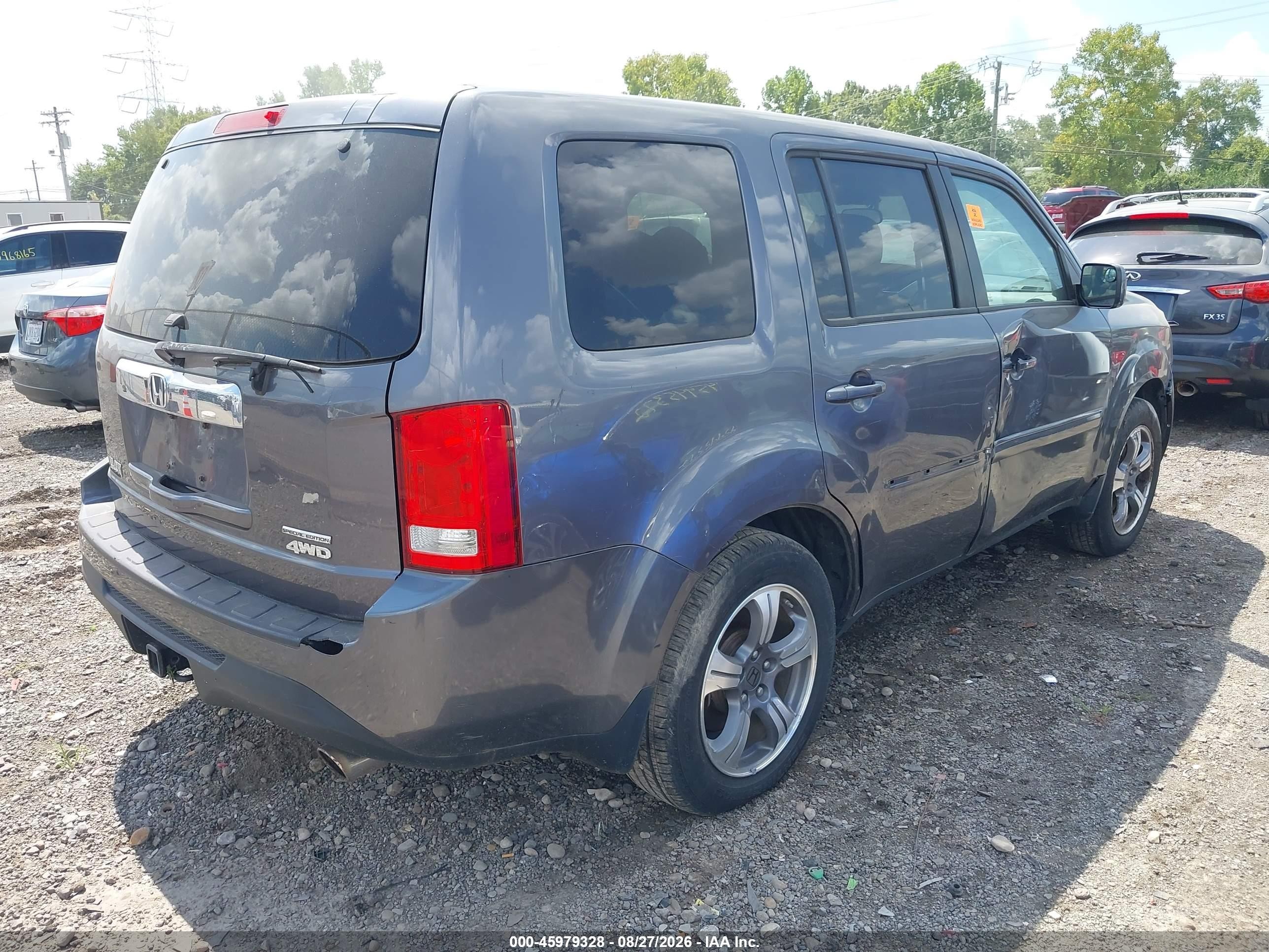 2015 Honda Pilot Se Gray vin: 5FNYF4H33FB055107