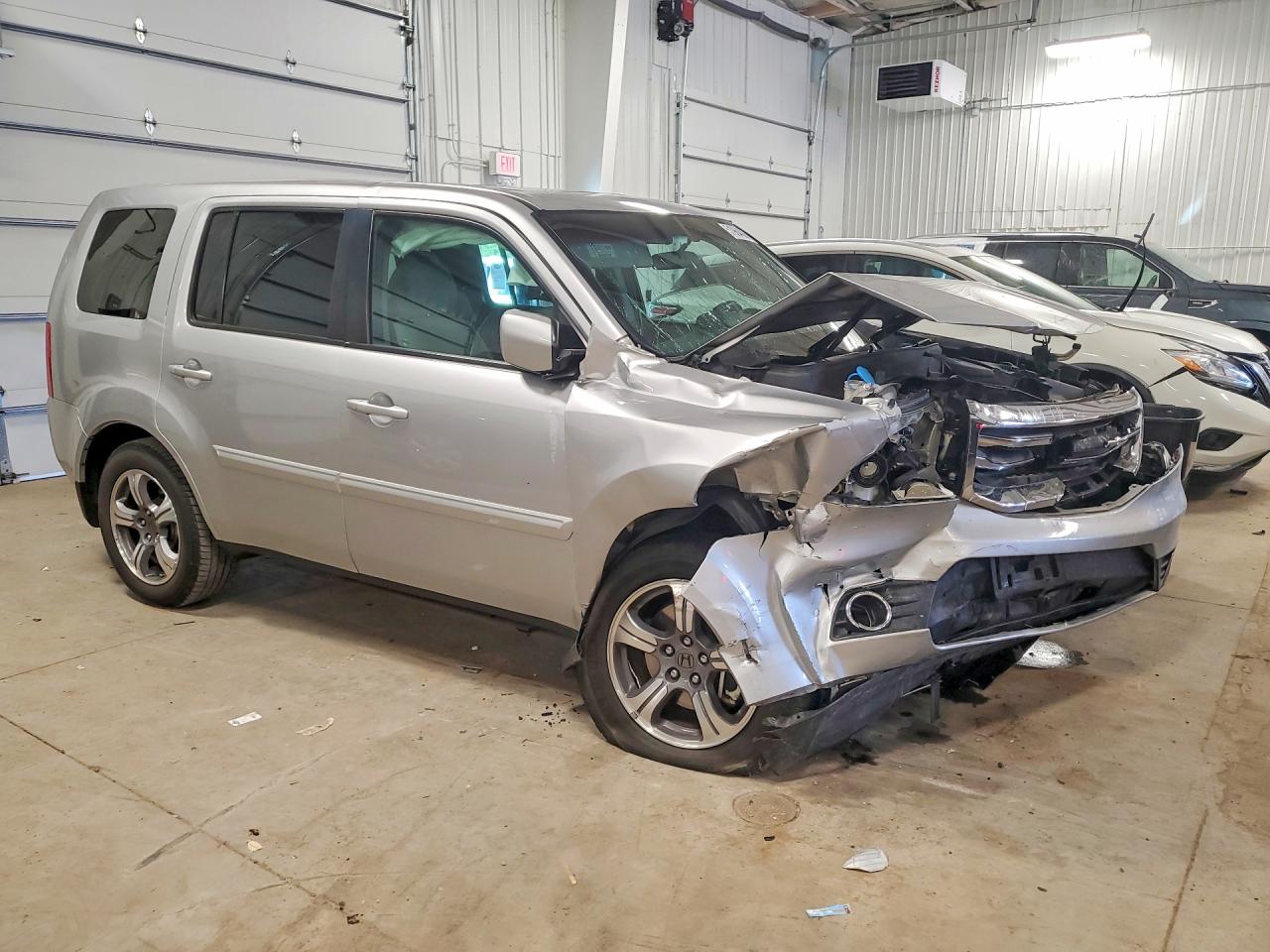 2015 Honda Pilot Se Серебряный vin: 5FNYF4H37FB007996