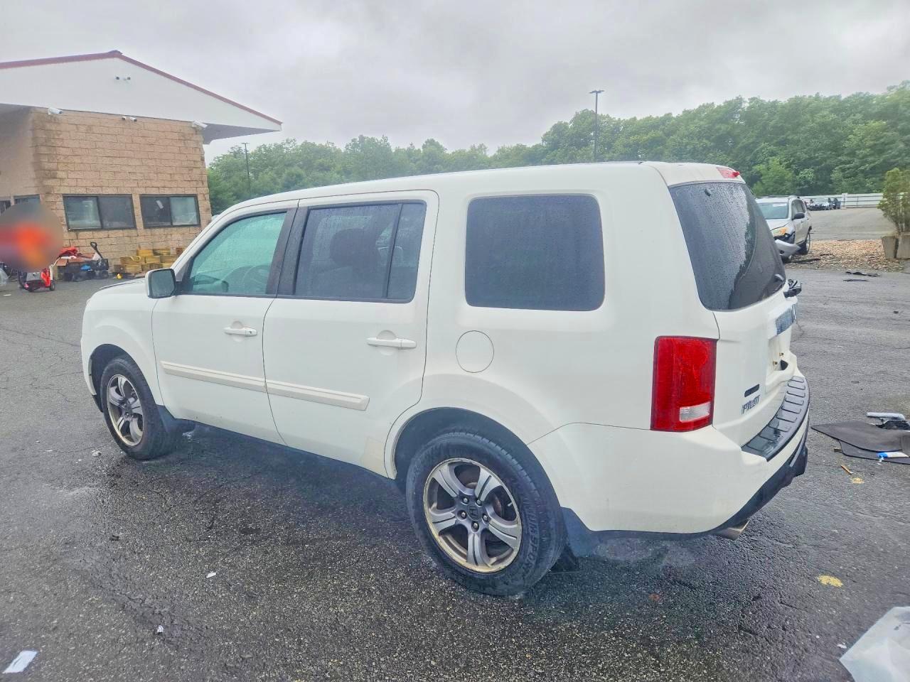 2015 Honda Pilot Se White vin: 5FNYF4H38FB070928
