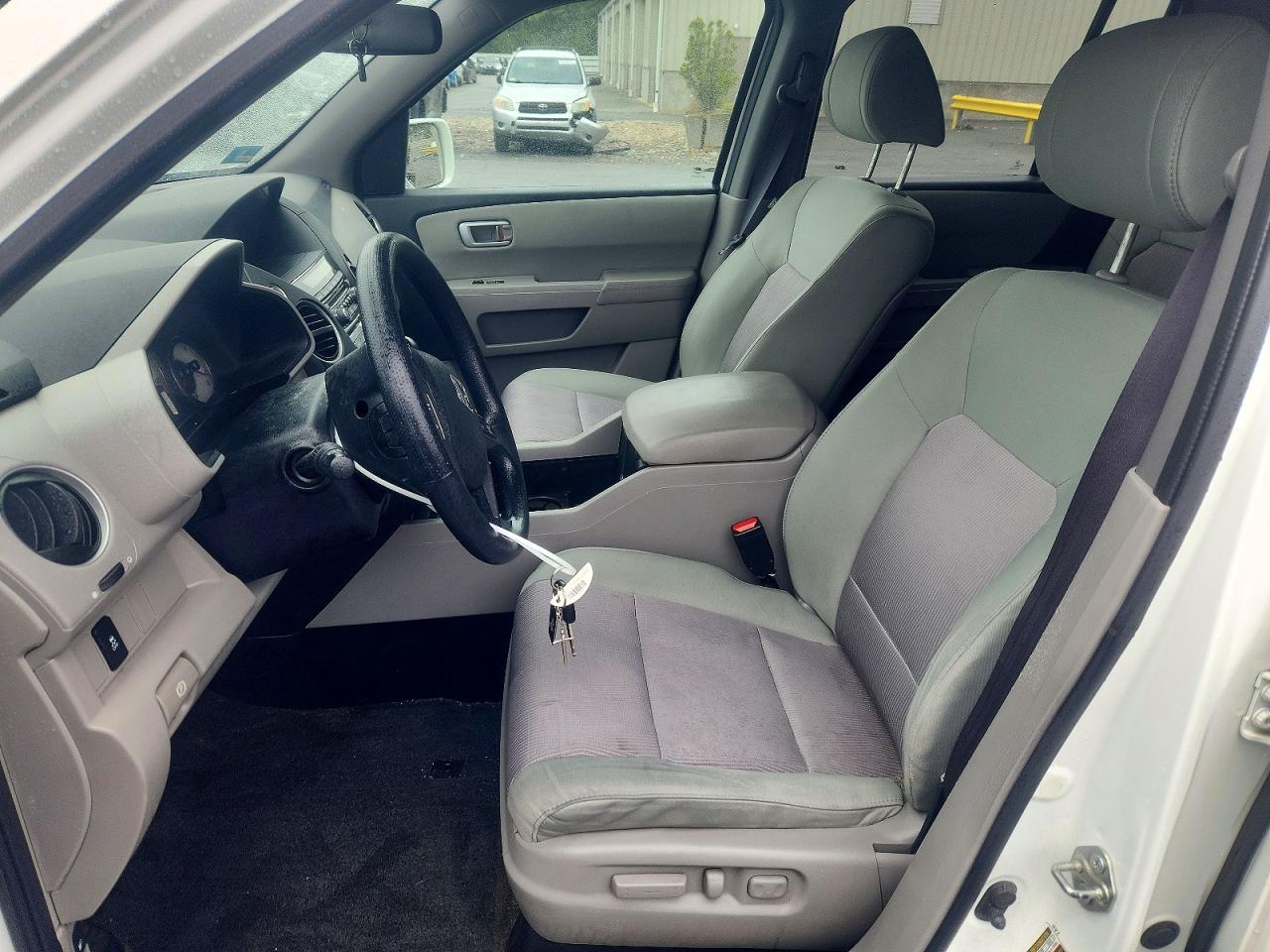 2015 Honda Pilot Se White vin: 5FNYF4H38FB070928
