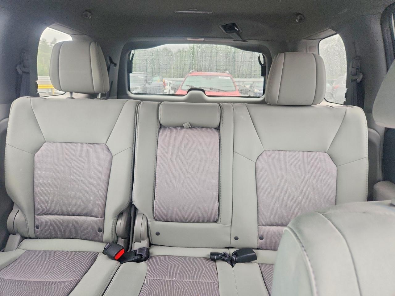 2015 Honda Pilot Se White vin: 5FNYF4H38FB070928