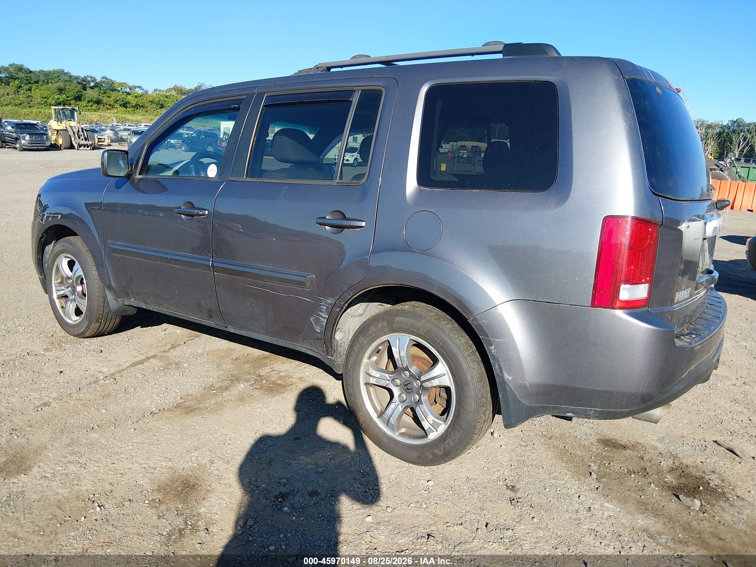 2015 Honda Pilot Se Gray vin: 5FNYF4H38FB073960