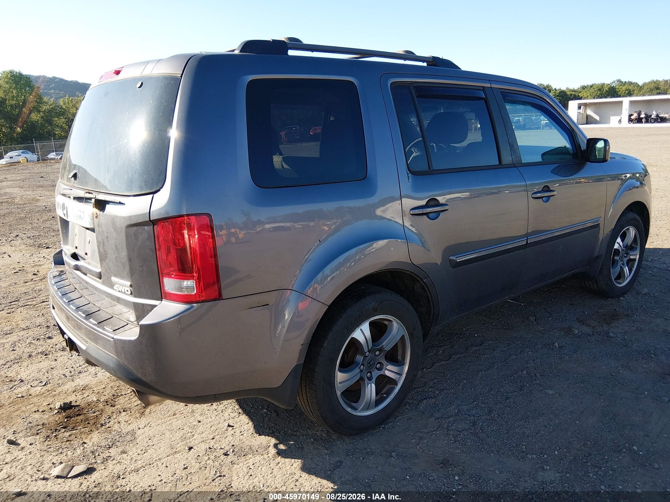 2015 Honda Pilot Se Gray vin: 5FNYF4H38FB073960