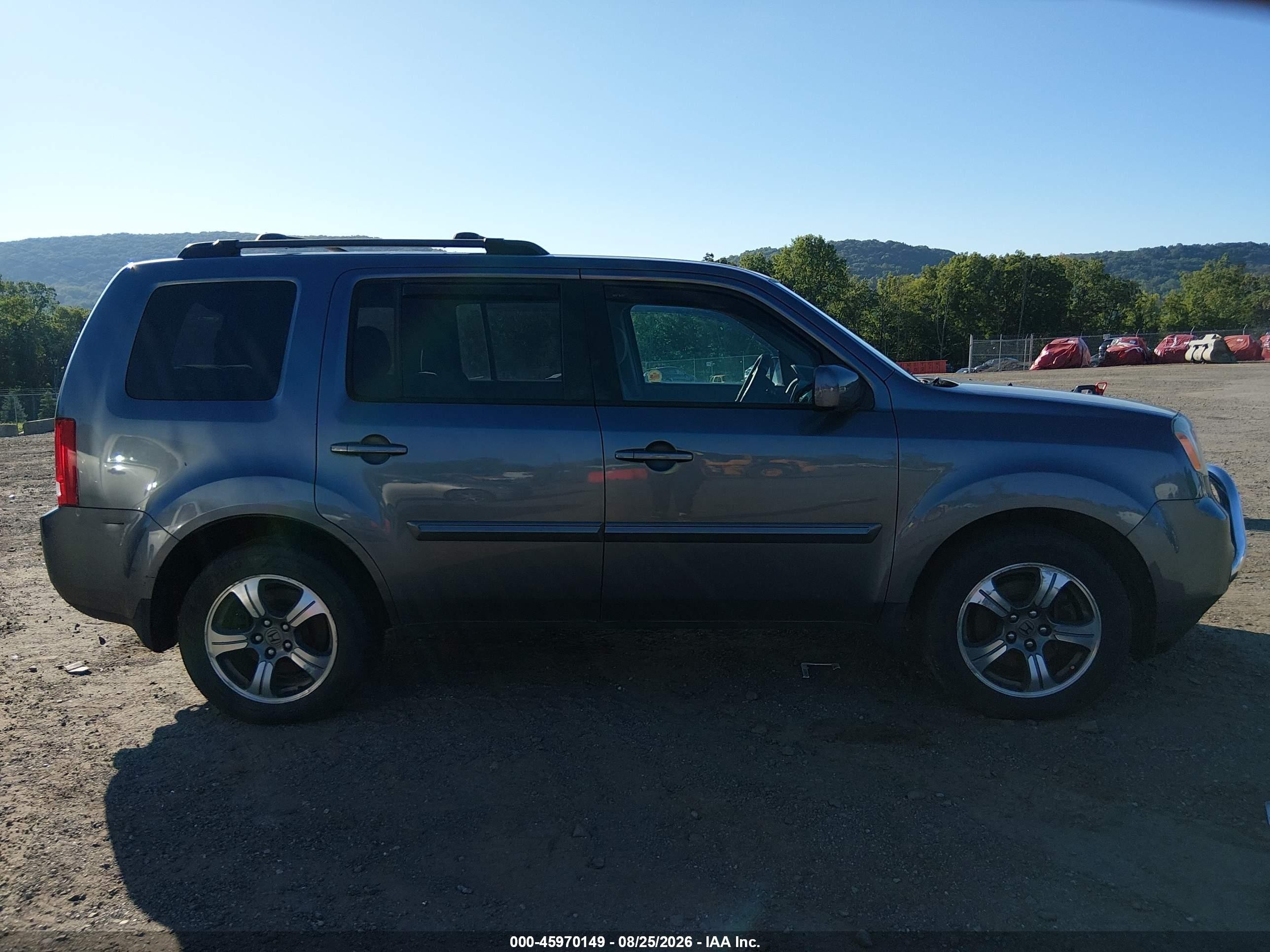 2015 Honda Pilot Se Gray vin: 5FNYF4H38FB073960