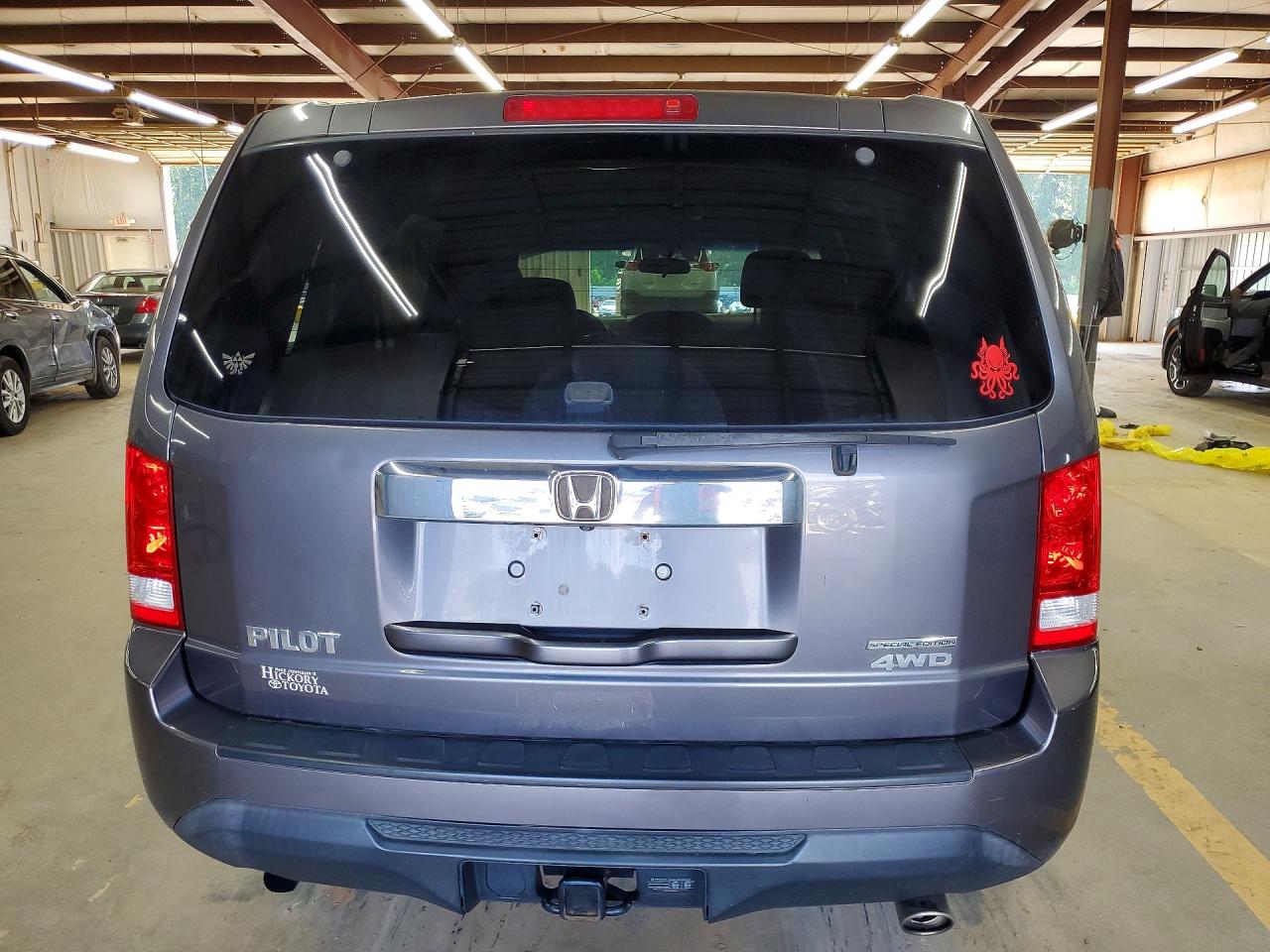 2015 Honda Pilot Se Gray vin: 5FNYF4H39FB051269