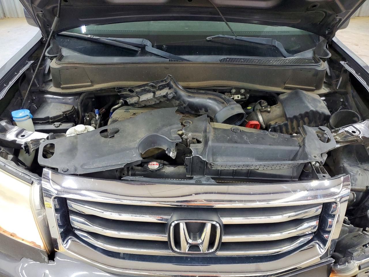 2015 Honda Pilot Se Gray vin: 5FNYF4H39FB051269