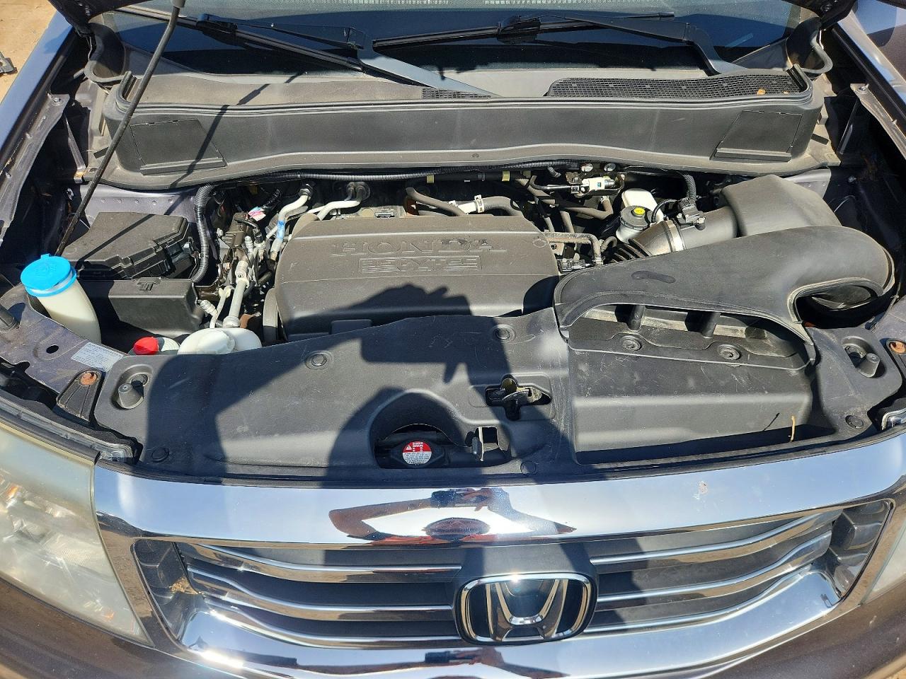 2015 Honda Pilot Se Gray vin: 5FNYF4H3XFB015591