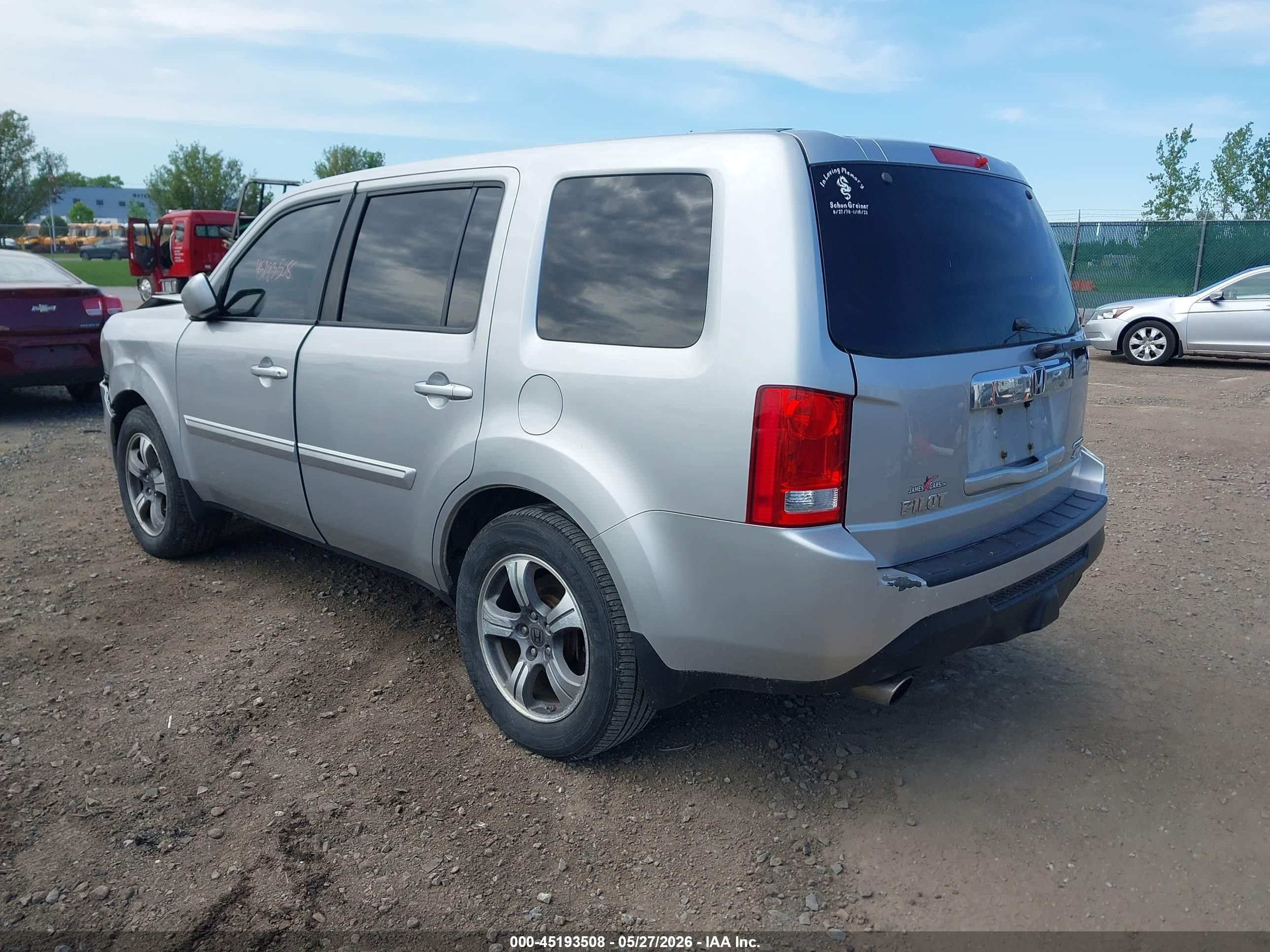 2015 Honda Pilot Se Silver vin: 5FNYF4H3XFB064905