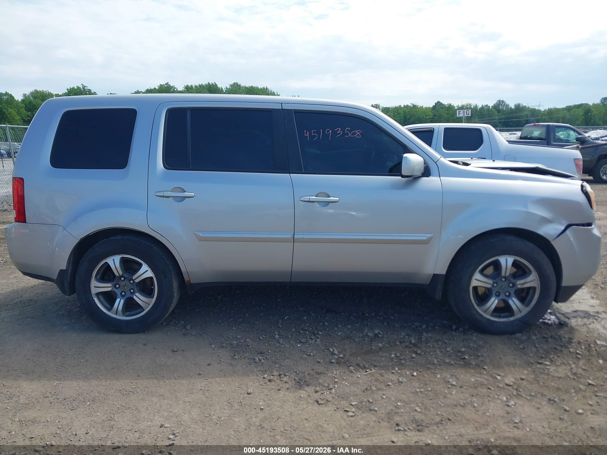 2015 Honda Pilot Se Silver vin: 5FNYF4H3XFB064905