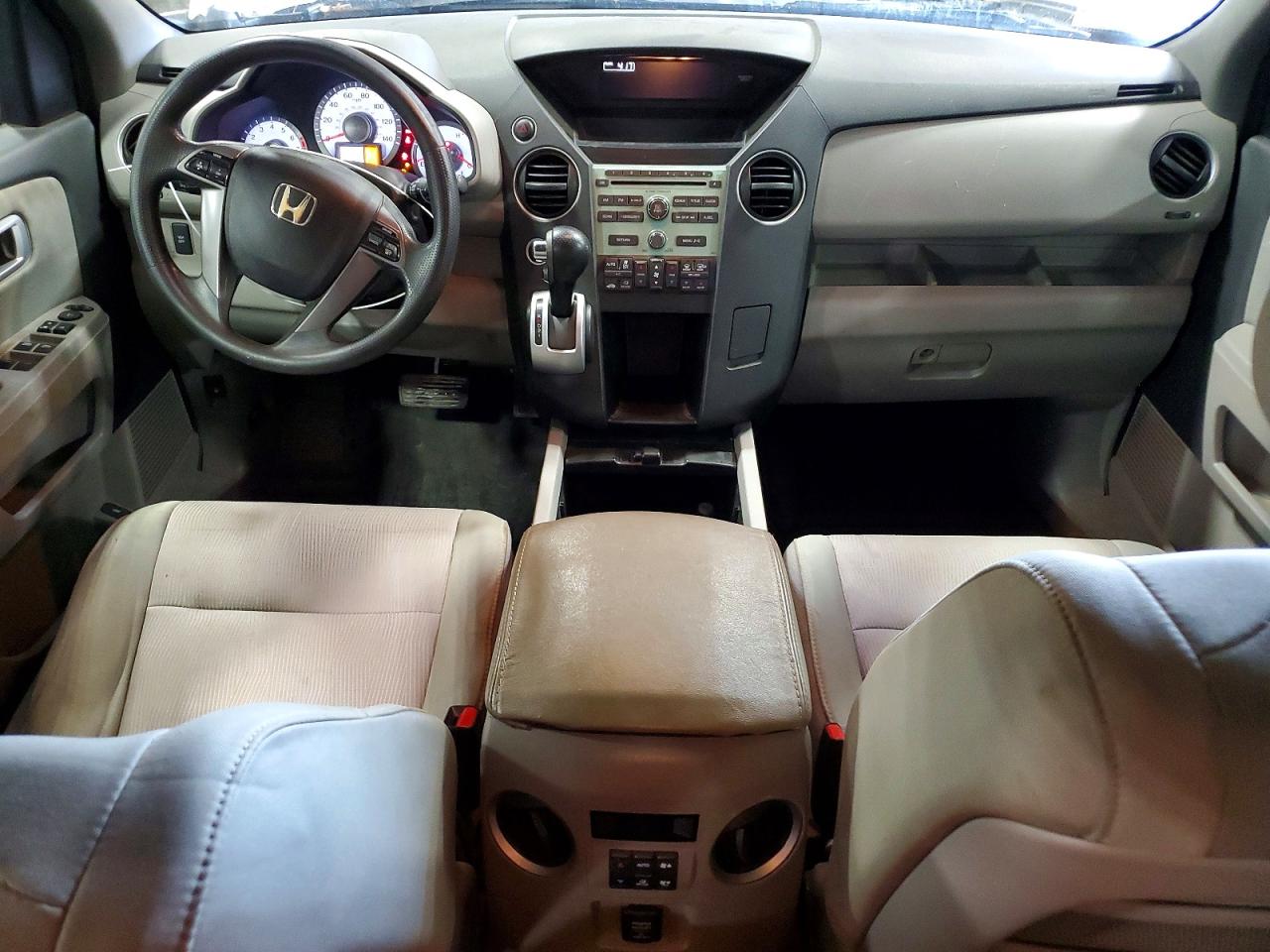 2011 Honda Pilot Ex Silver vin: 5FNYF4H40BB013979