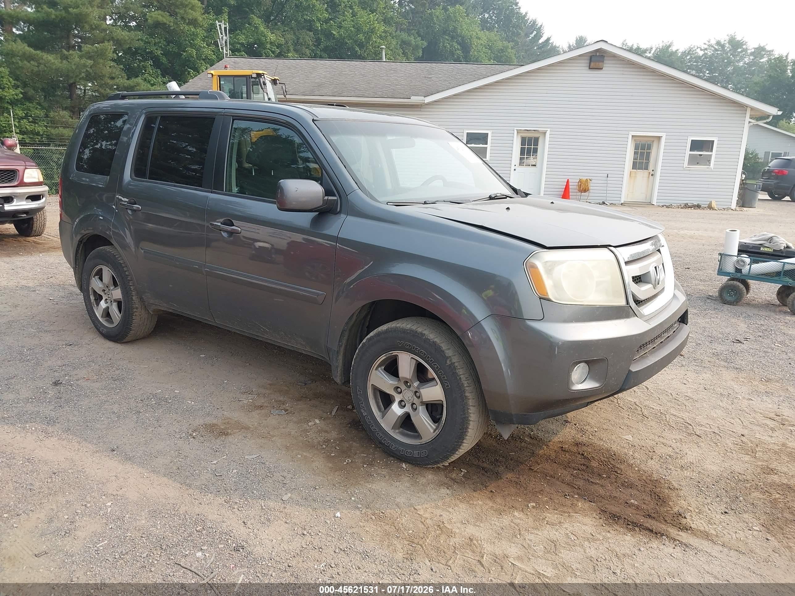 2011 Honda Pilot Ex Gray vin: 5FNYF4H40BB055018
