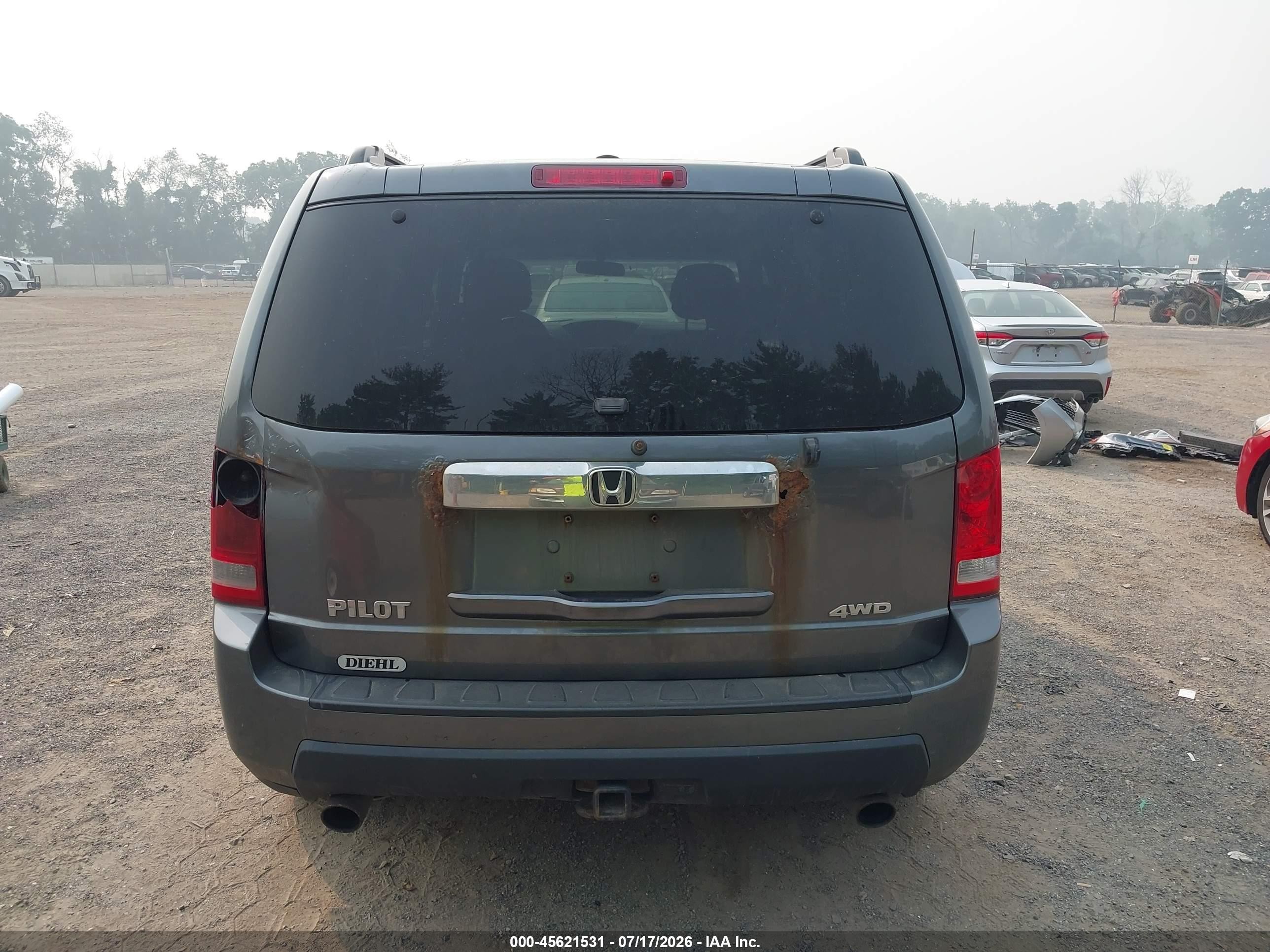 2011 Honda Pilot Ex Gray vin: 5FNYF4H40BB055018