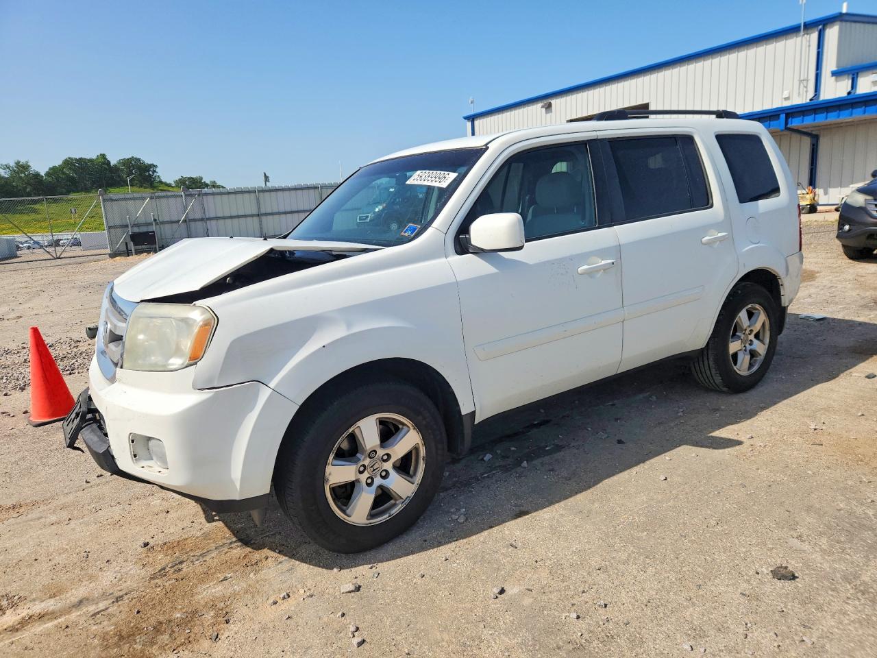 2011 Honda Pilot Ex White vin: 5FNYF4H40BB064902