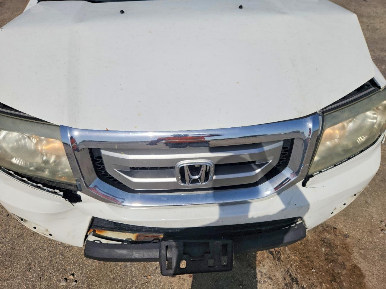2011 Honda Pilot Ex White vin: 5FNYF4H40BB064902
