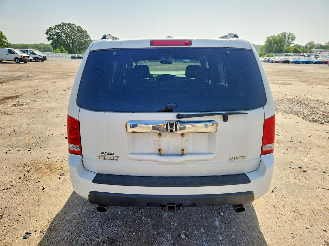 2011 Honda Pilot Ex White vin: 5FNYF4H40BB064902