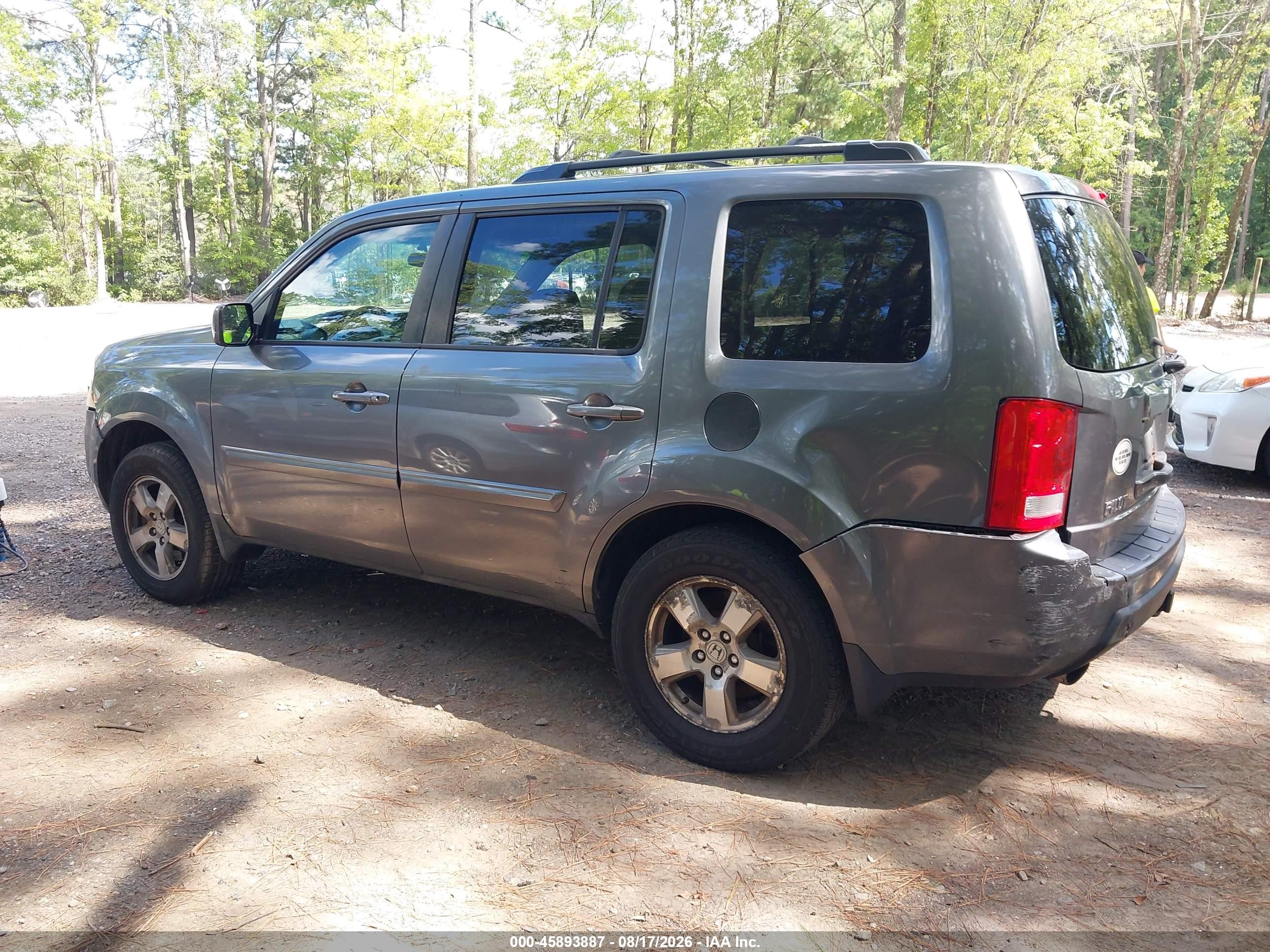 2011 Honda Pilot Ex Gray vin: 5FNYF4H40BB068061
